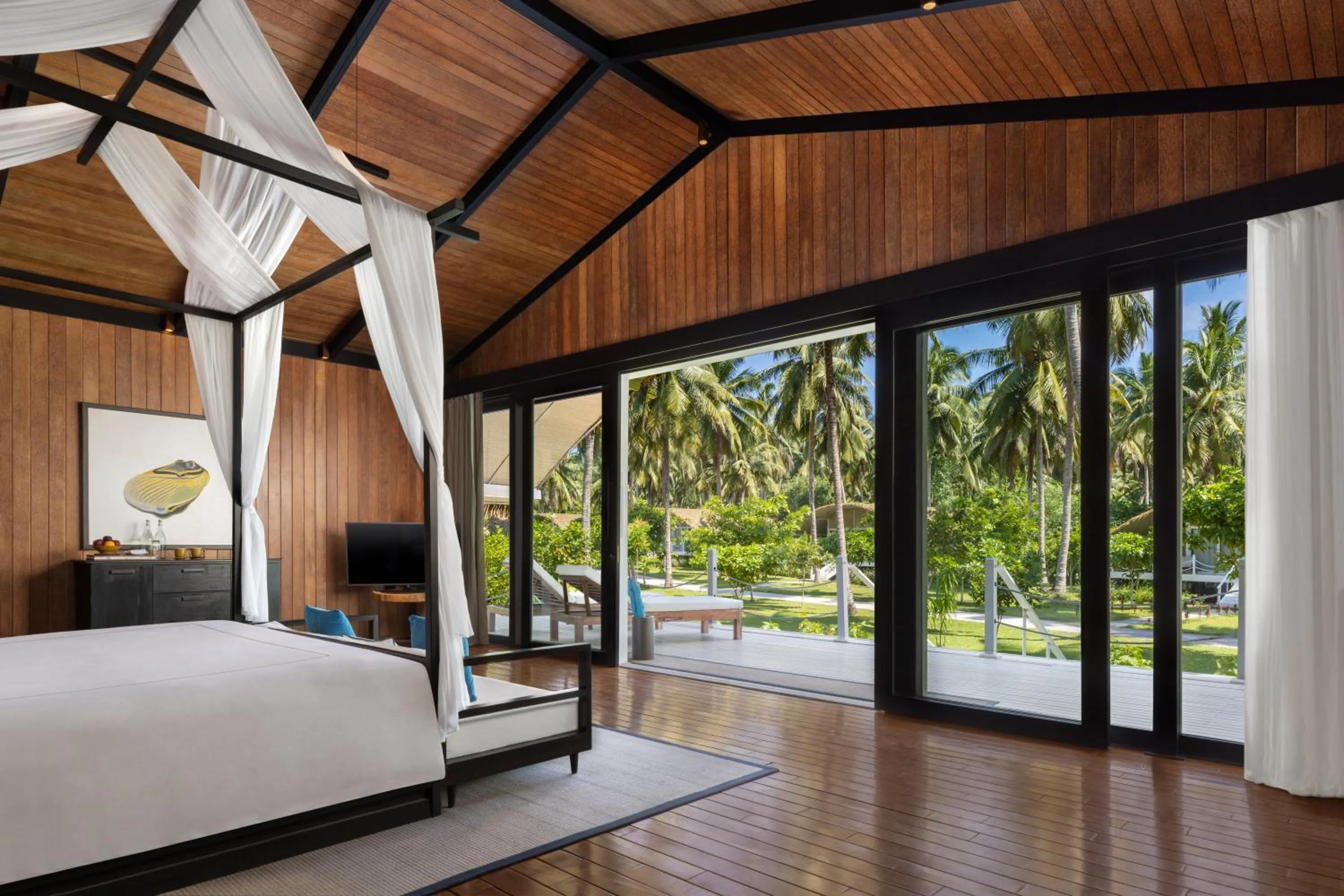 Bed in Taj Exotica Resort & Spa, Andamans