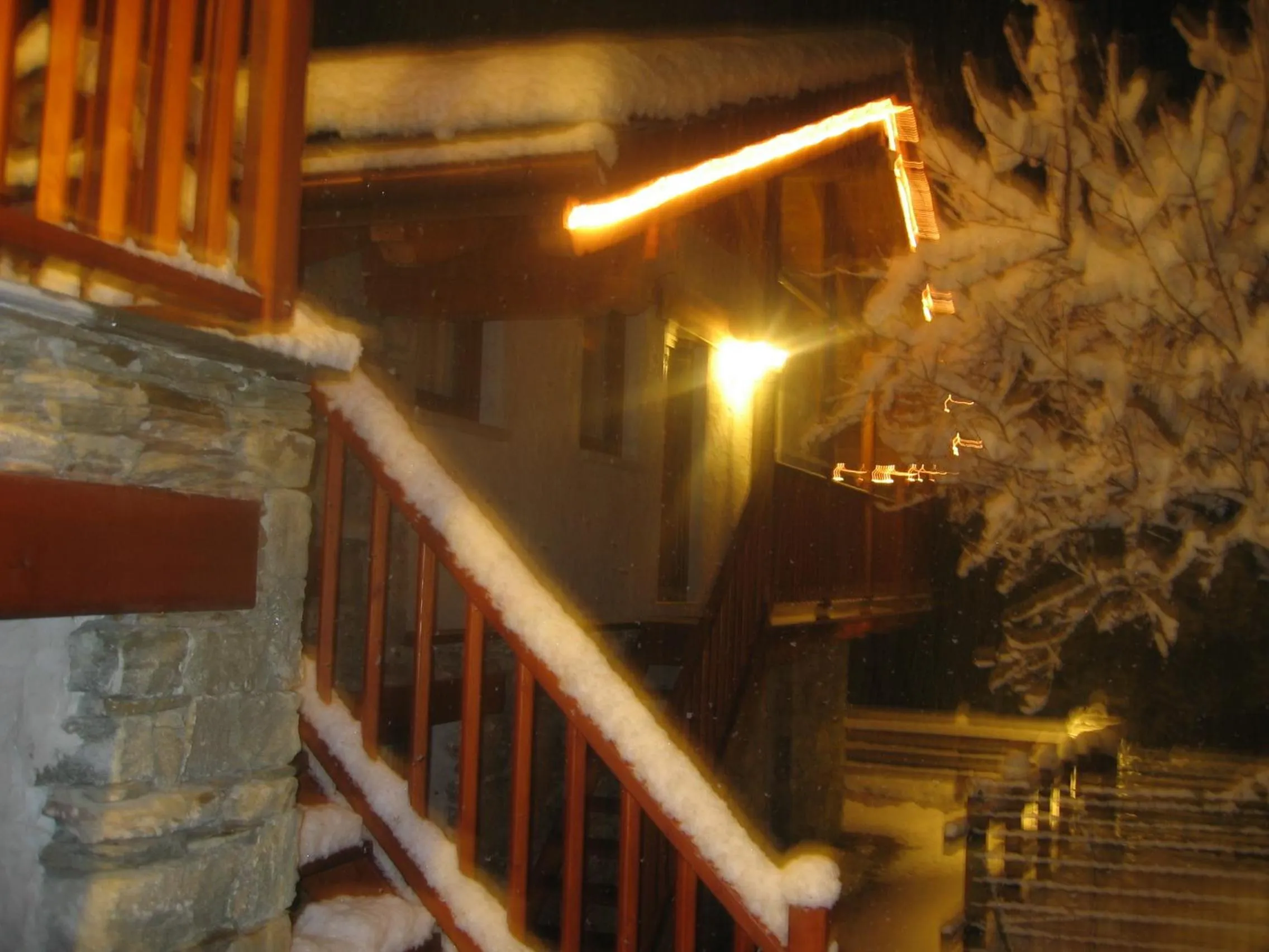 Facade/entrance in Eco Chalet Maison Dominique