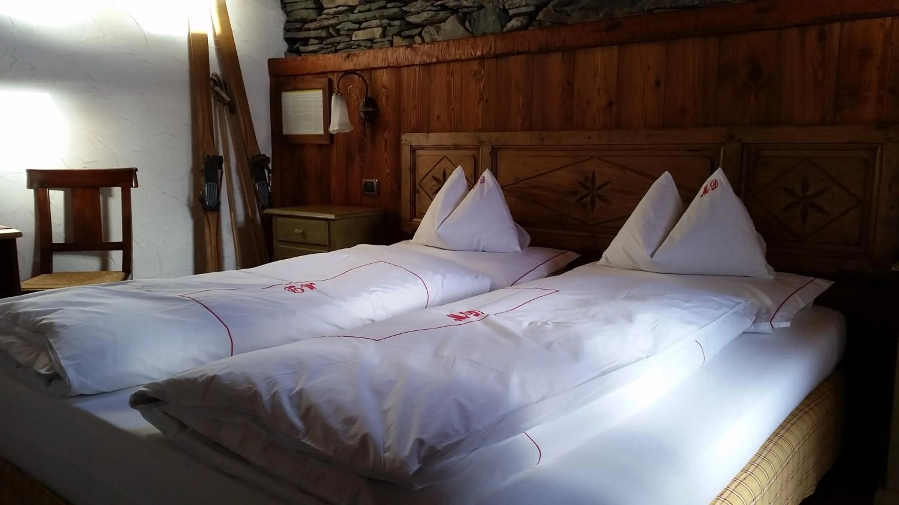 Bedroom, Bed in Eco Chalet Maison Dominique