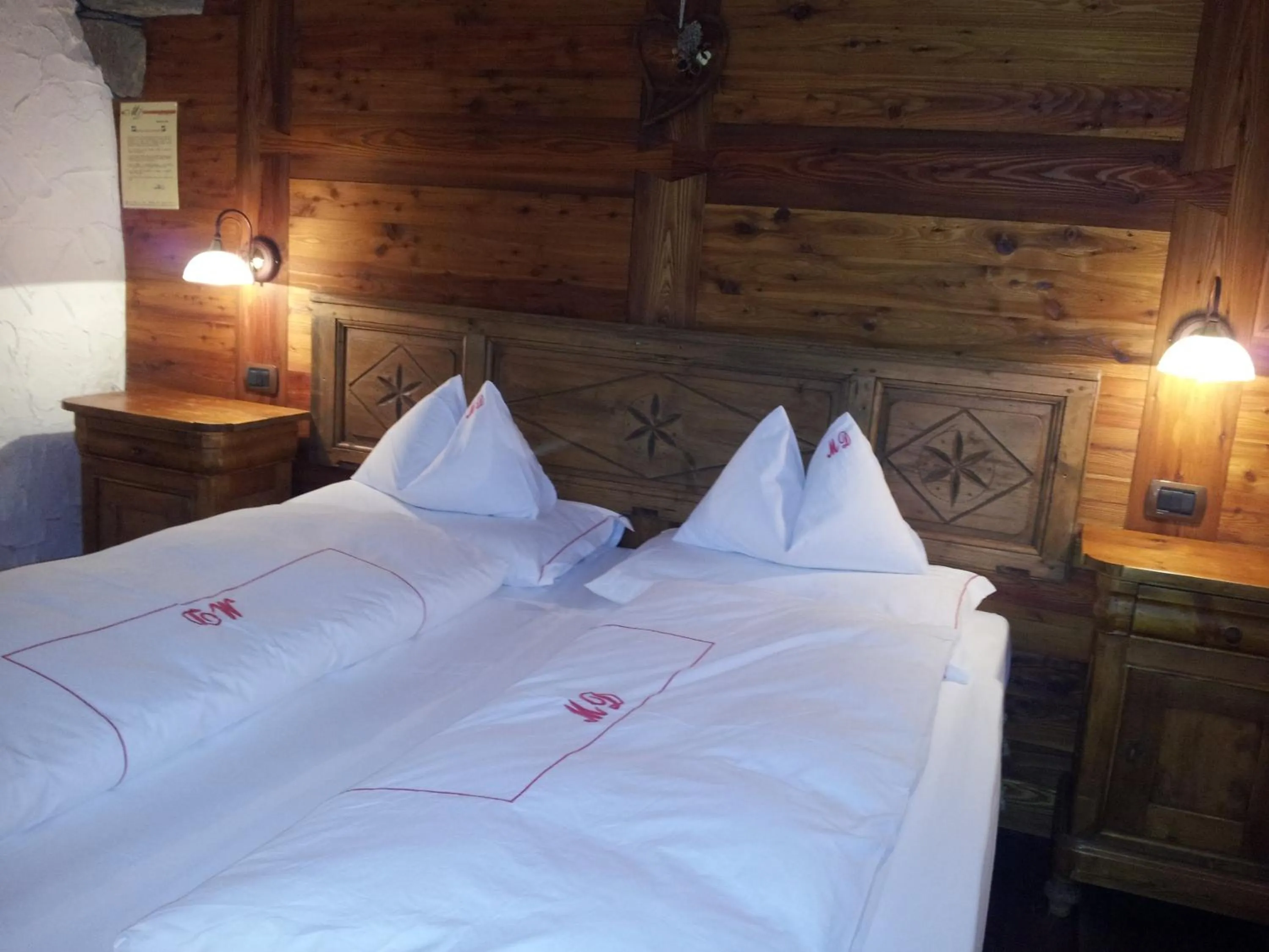 Bedroom, Bed in Eco Chalet Maison Dominique