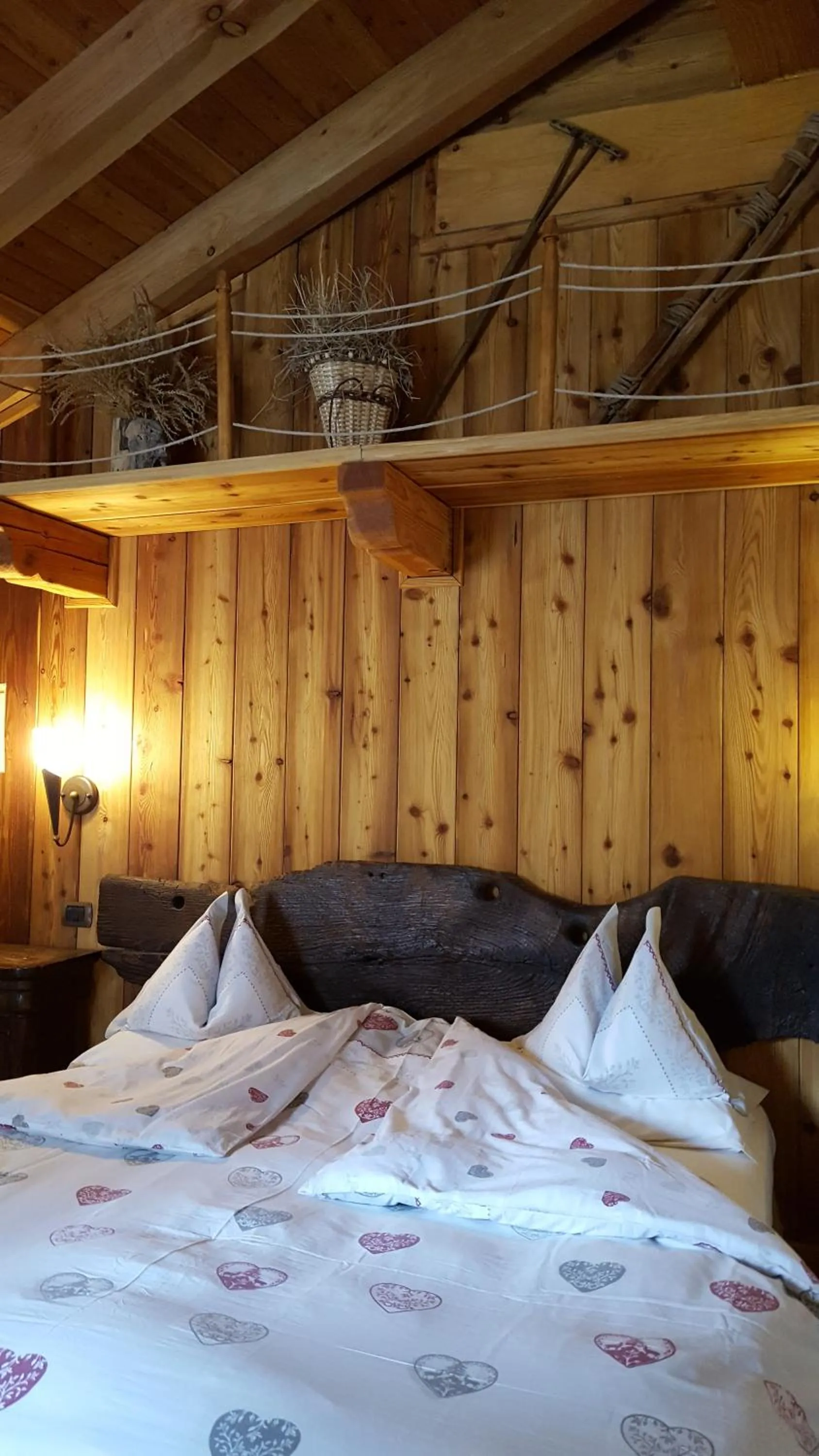 Bedroom, Bed in Eco Chalet Maison Dominique