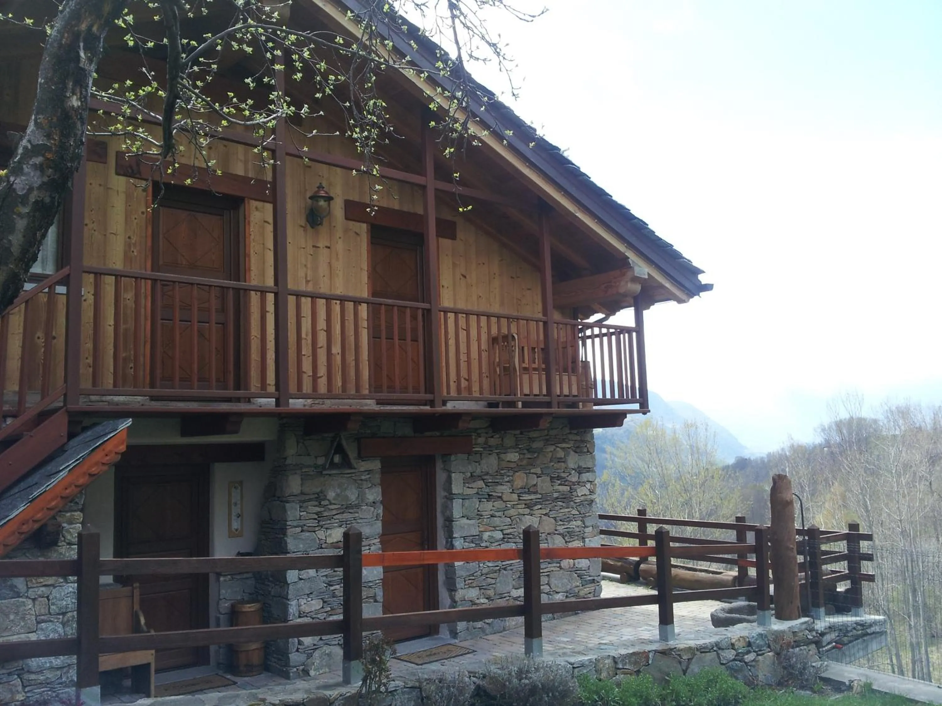Facade/entrance in Eco Chalet Maison Dominique