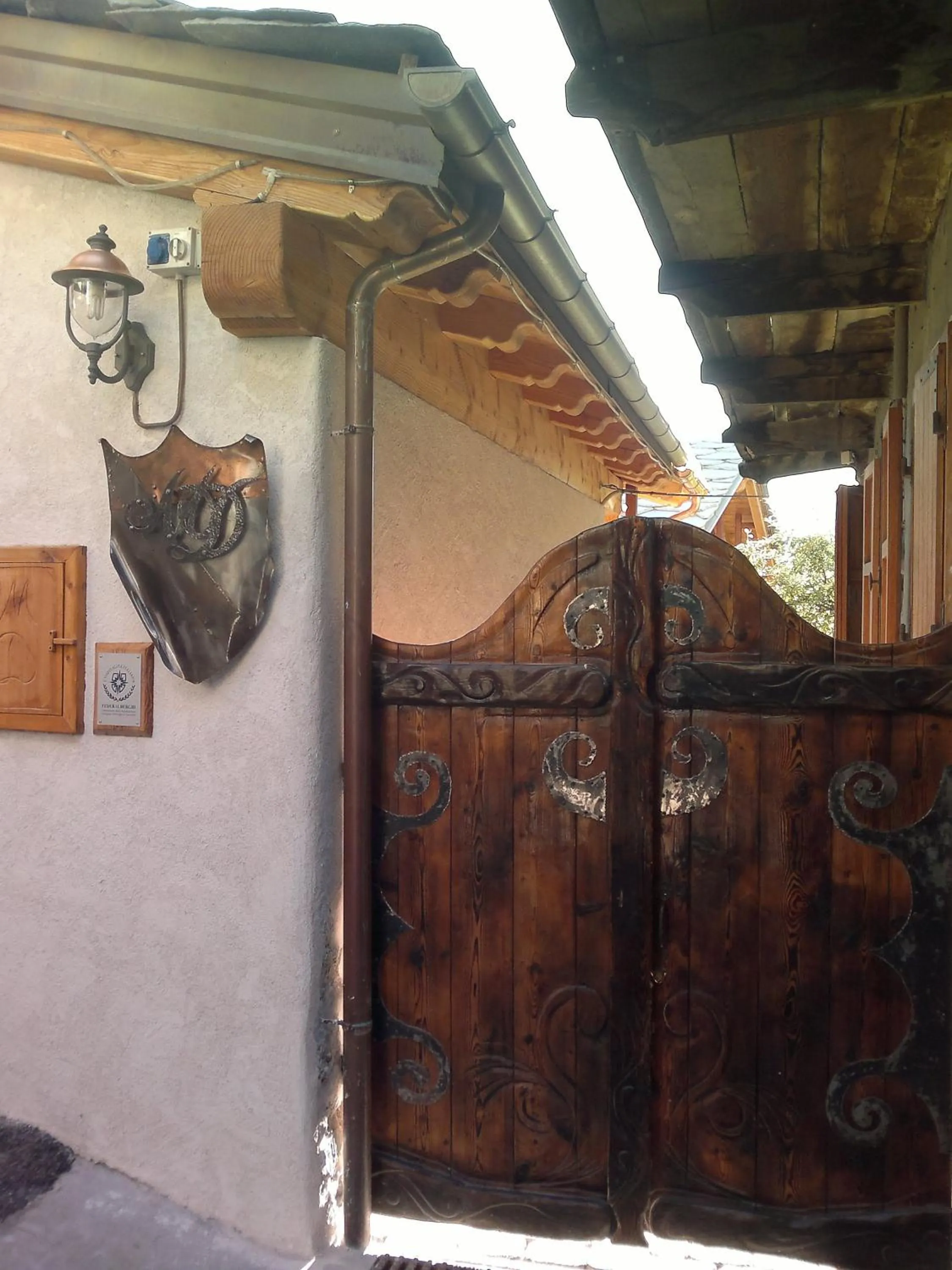 Facade/entrance in Eco Chalet Maison Dominique