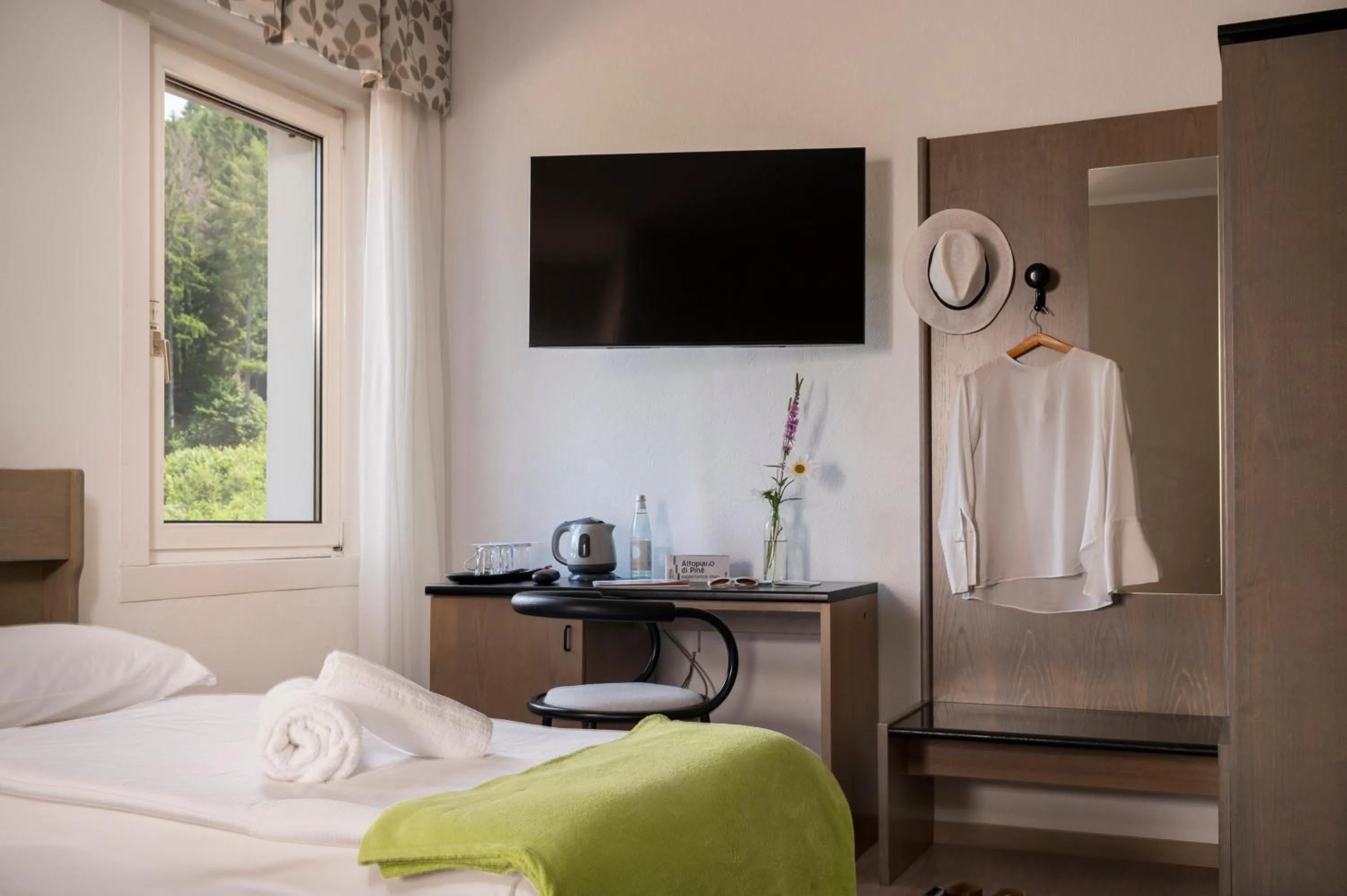 Bed in Hotel Scoiattolo