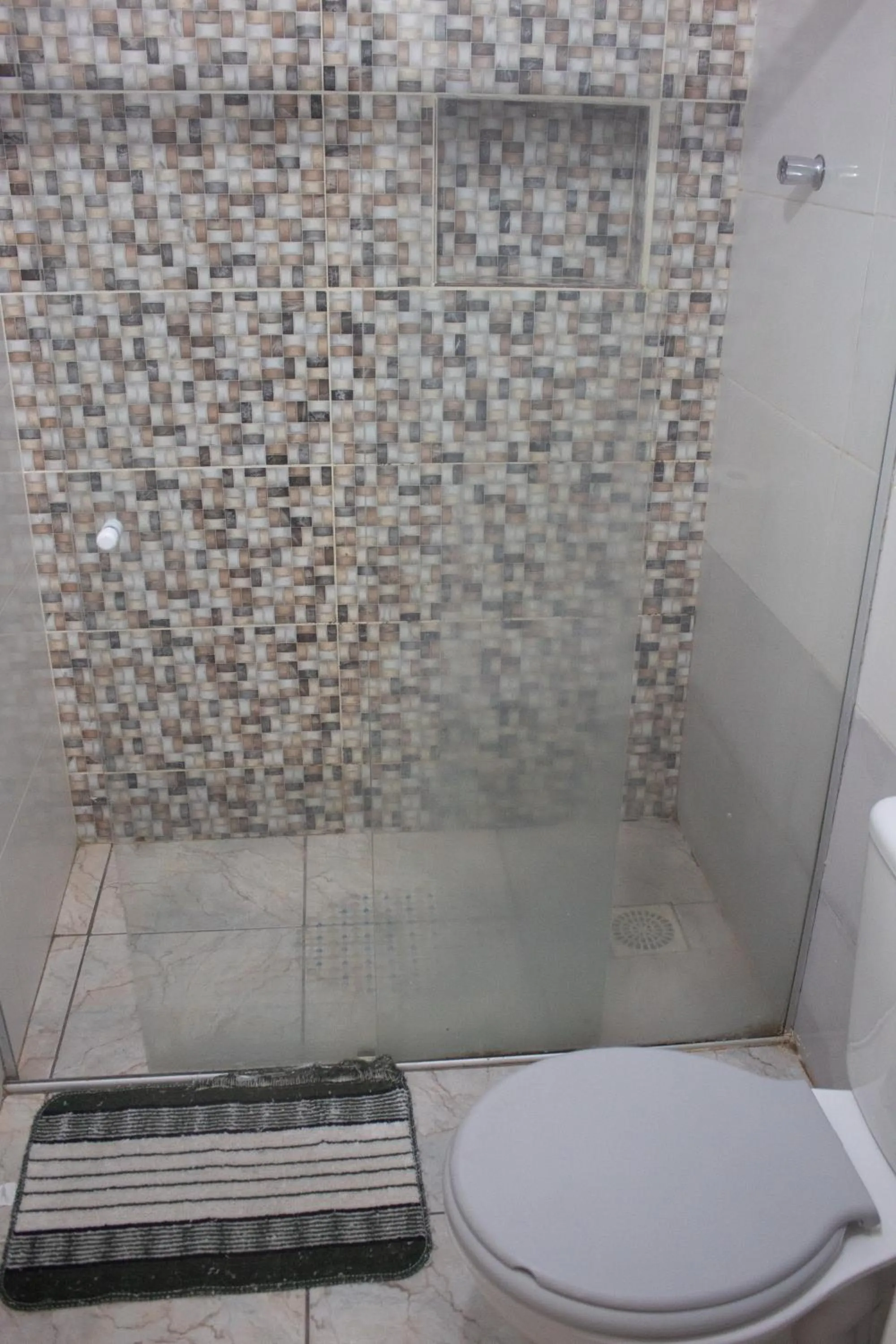 Bathroom in OYO Pousada Recanto Shangrilá, Cabo Frio