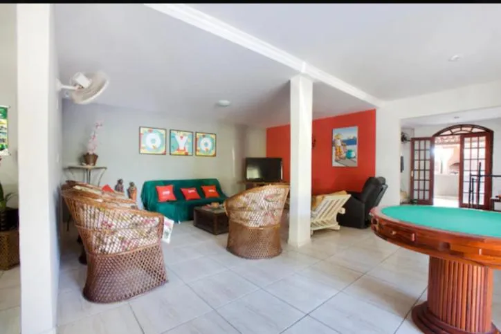 Communal lounge/ TV room in OYO Pousada Recanto Shangrilá, Cabo Frio