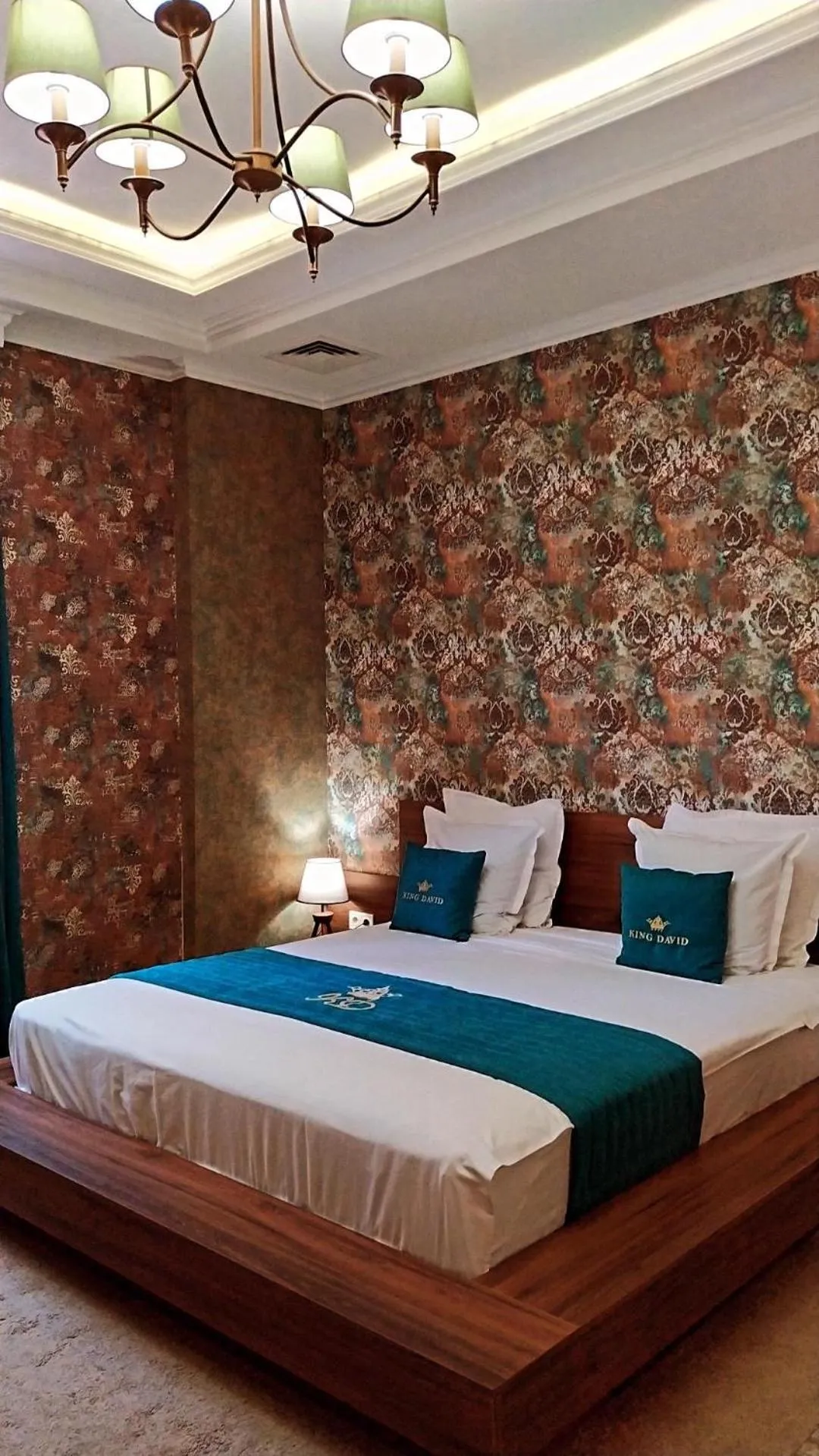 Bed in Hotel King David The Builder