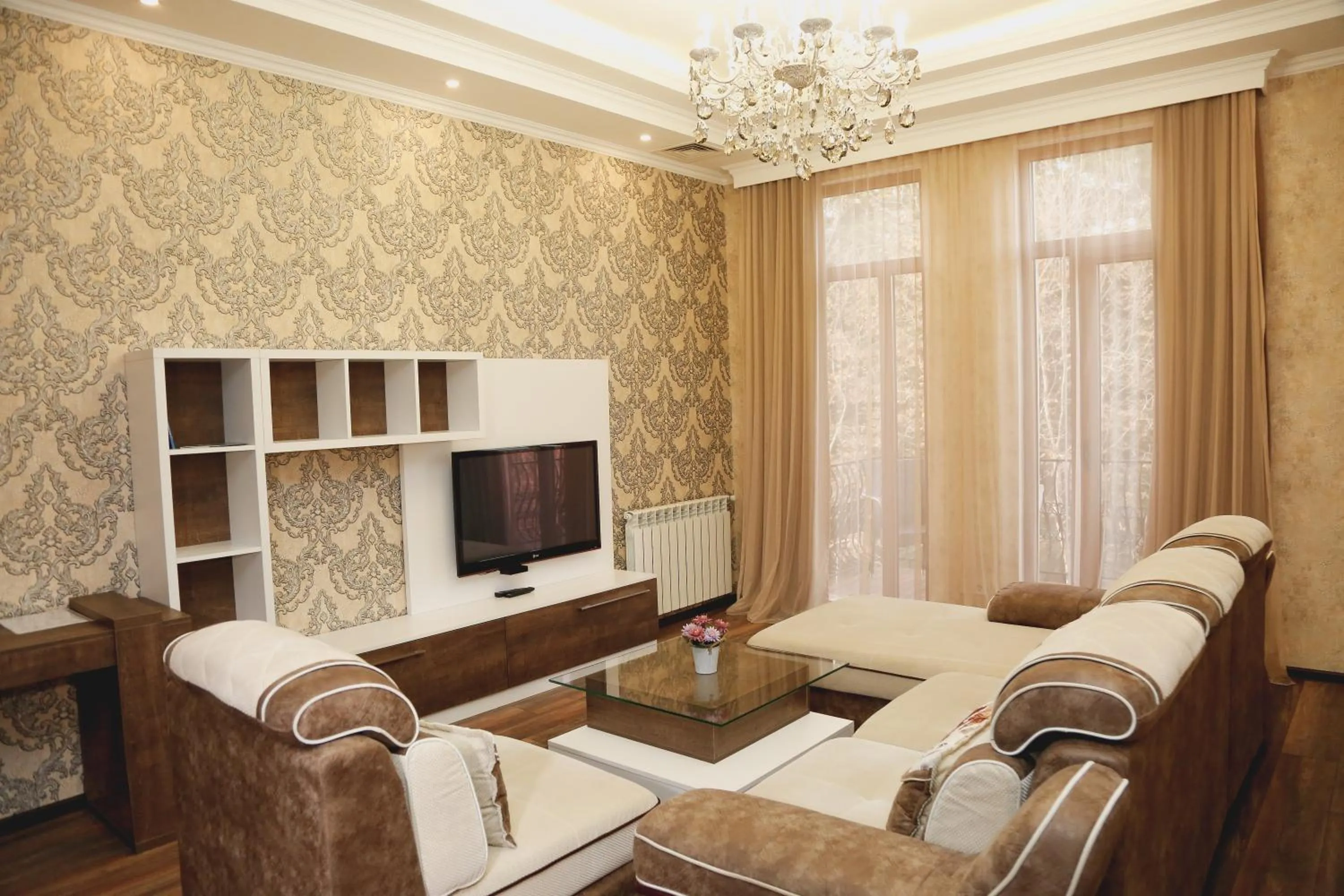 Seating area, Bed in Hotel King David The Builder