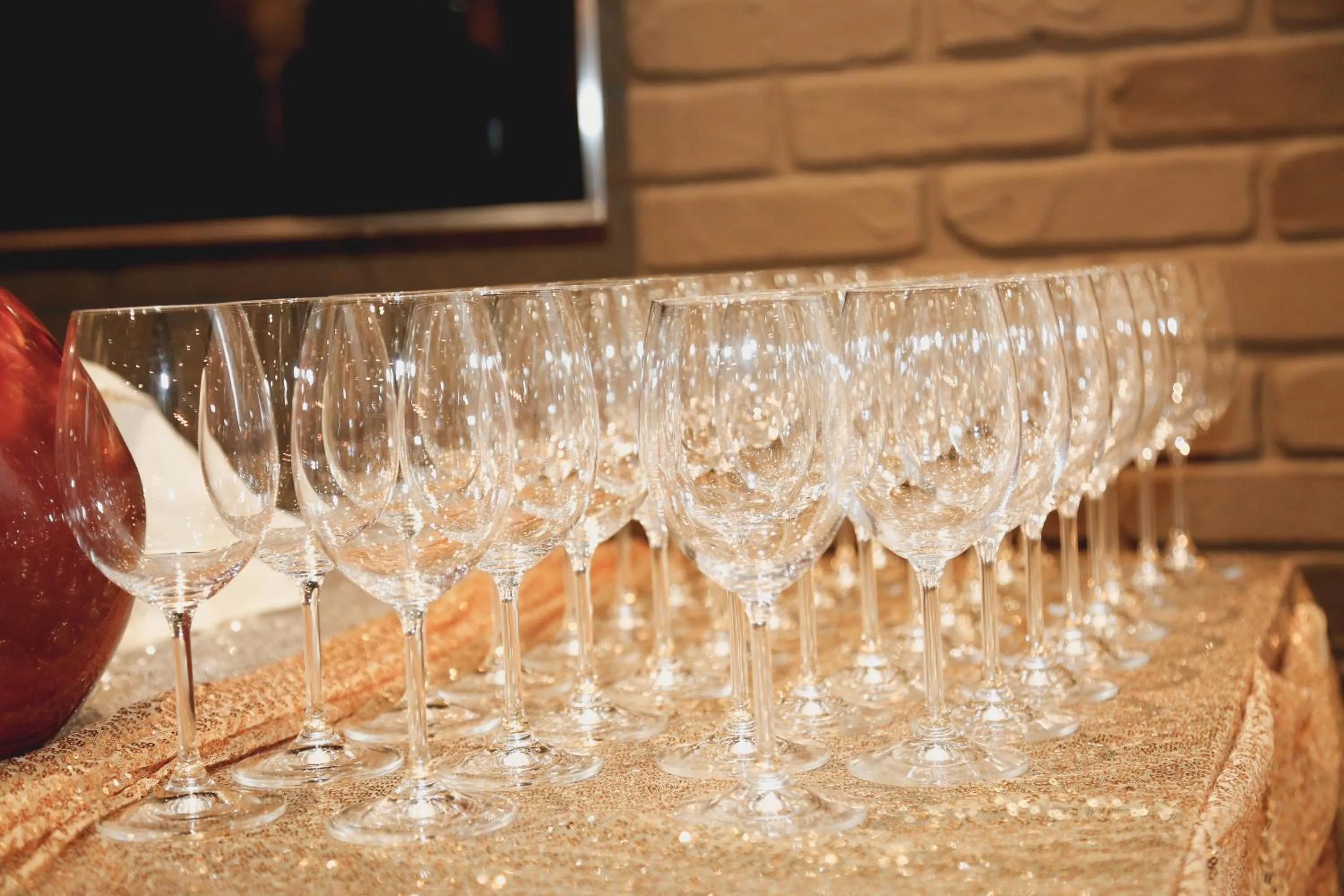 Food and drinks in Hotel King David The Builder