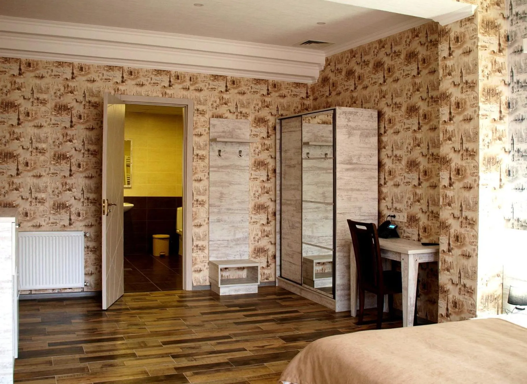 Toilet, Bed in Hotel King David The Builder