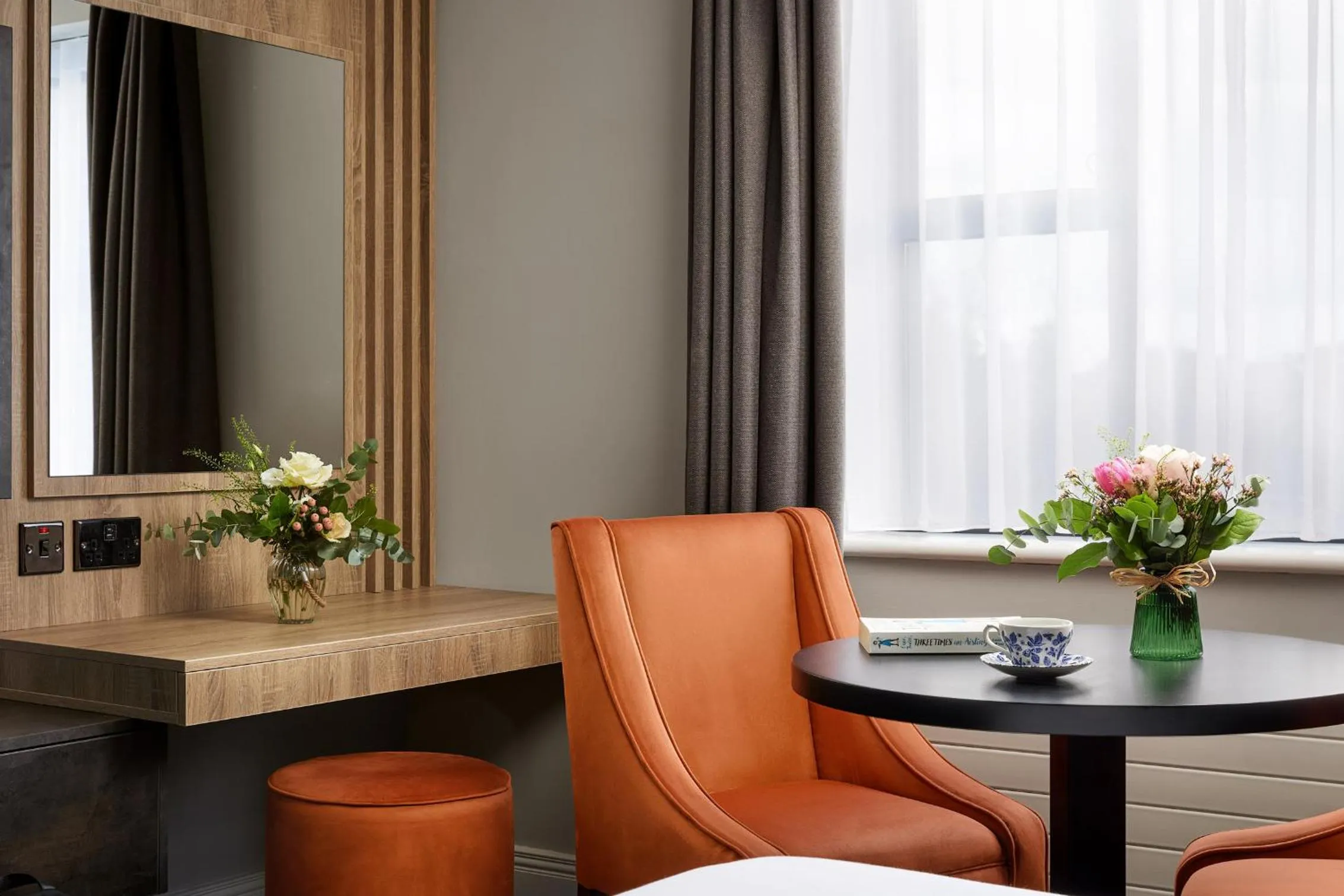 Bedroom in Springfield Hotel