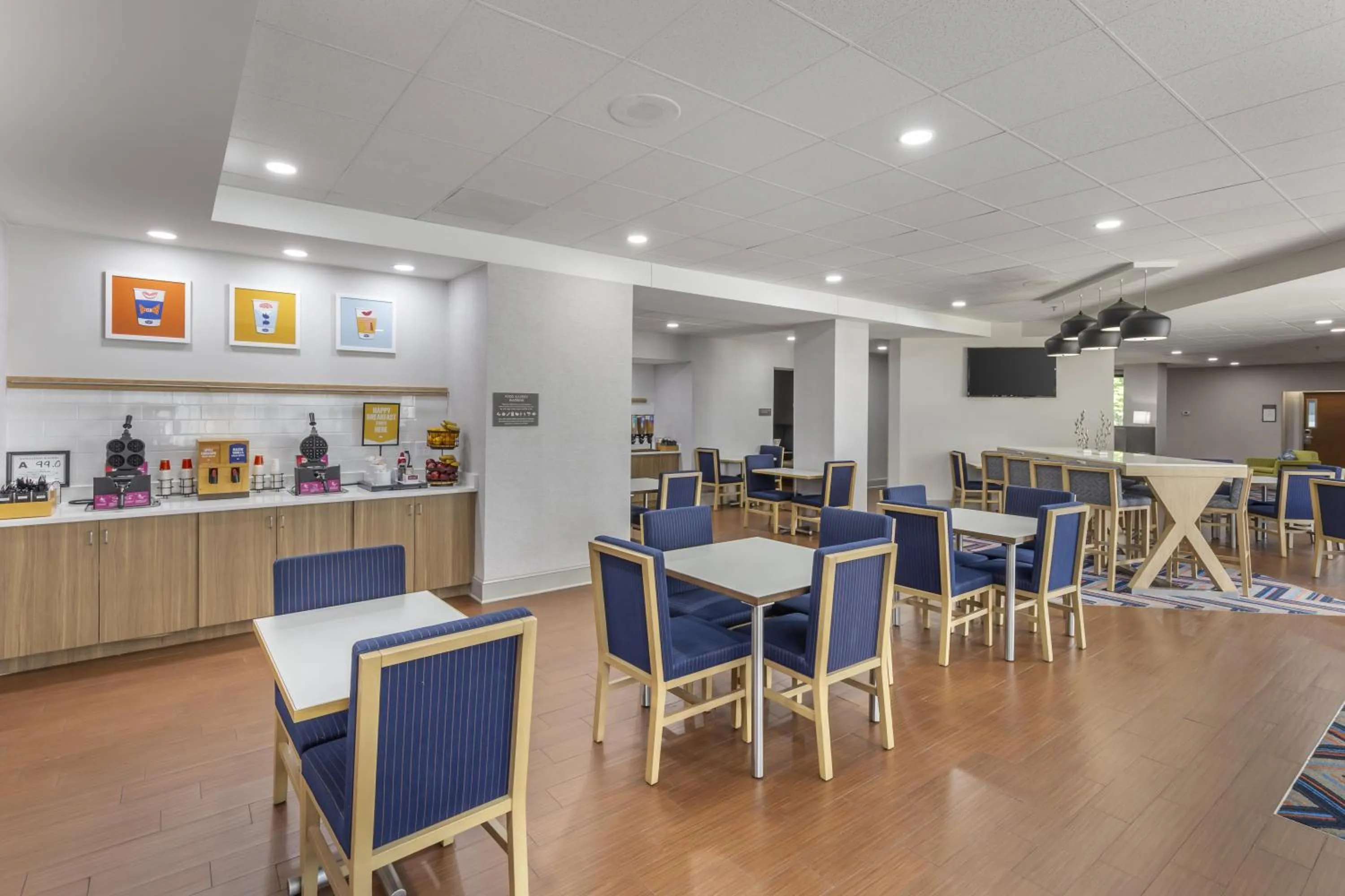 Breakfast in Hampton Inn New Bern