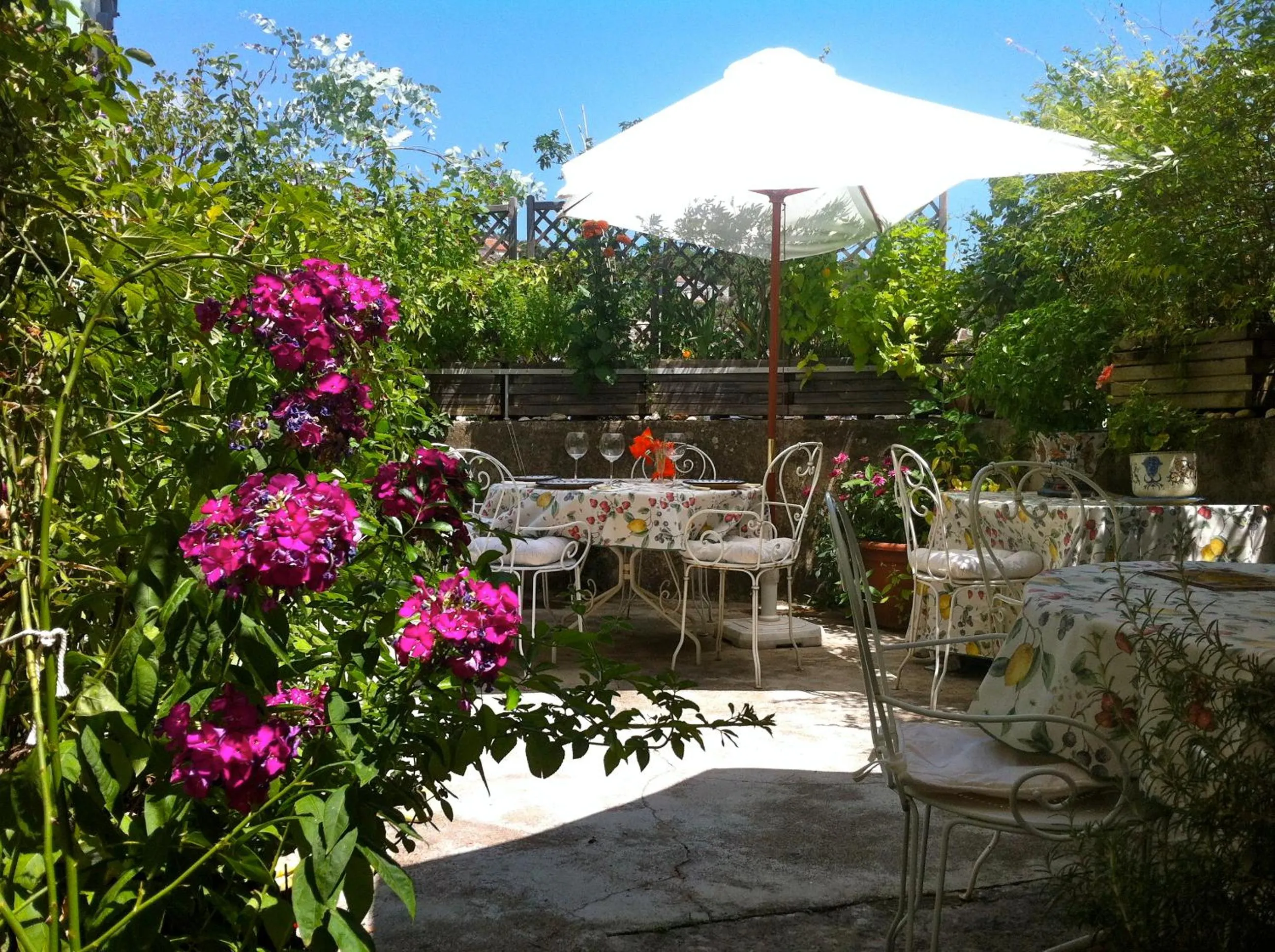 Property building in Les Asphodèles Amélie