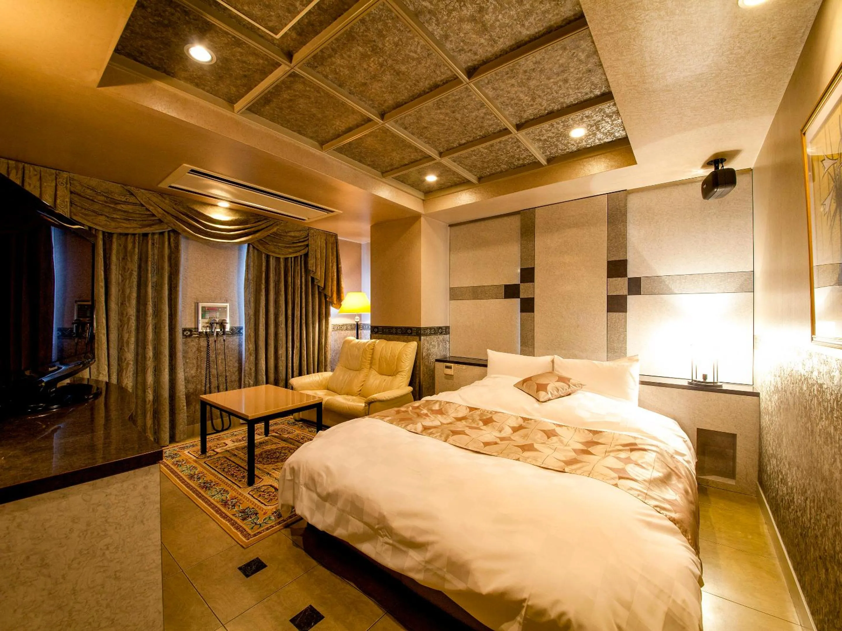 Bed in Saint martin (Adult Only)