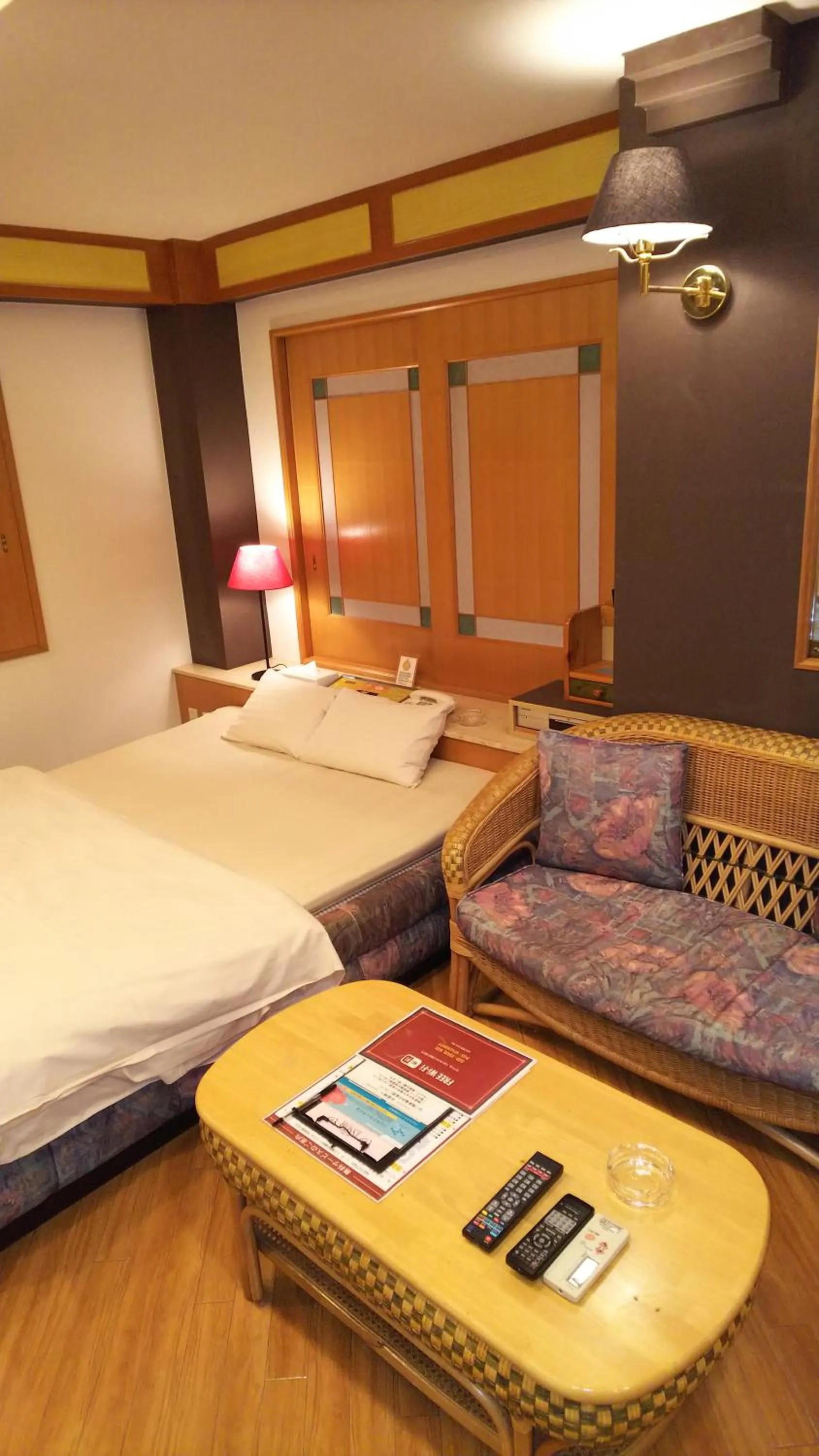 Photo of the whole room, Bed in Hotel Essor (Adult Only)