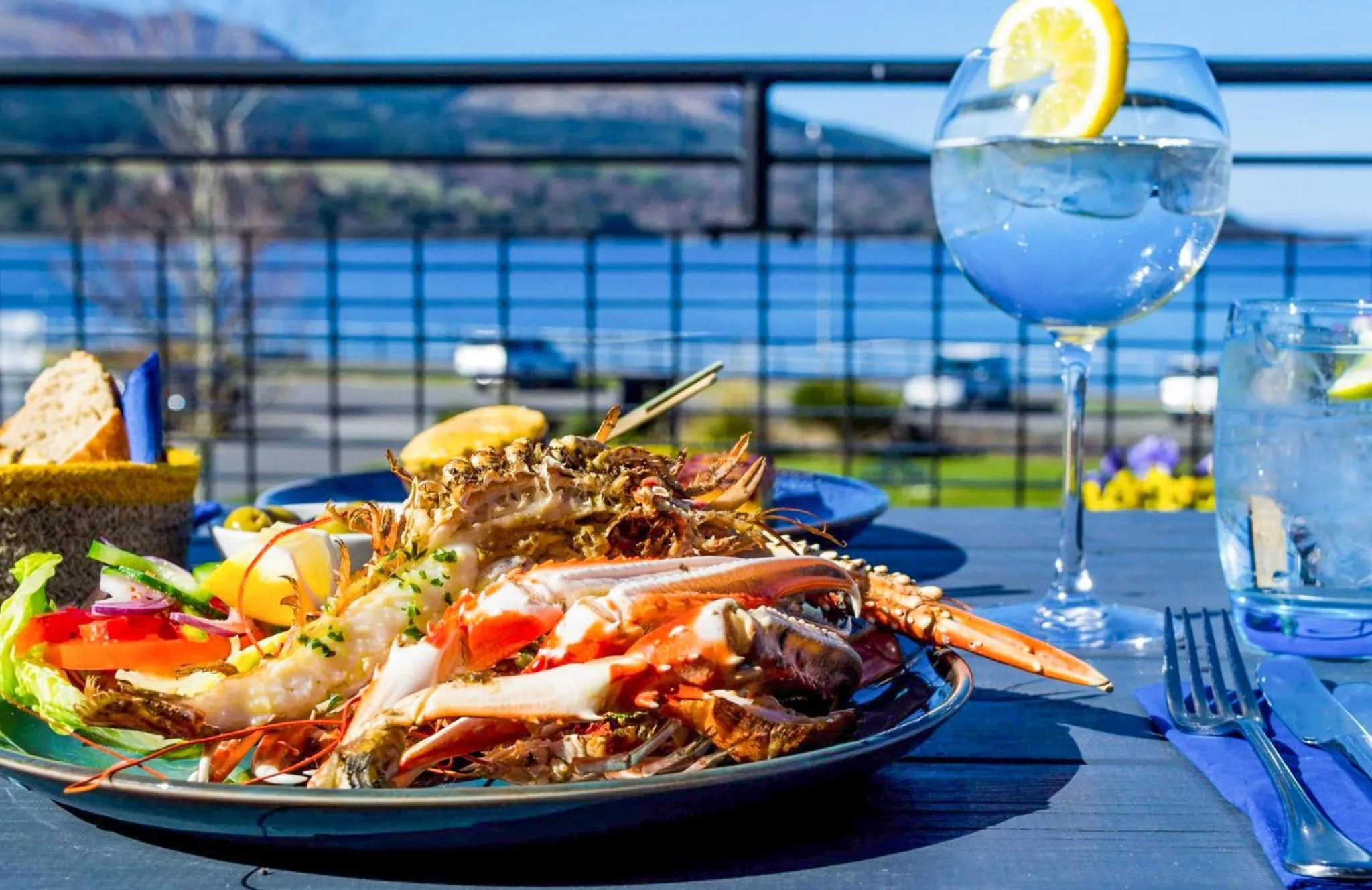 Restaurant/places to eat in The Douglas Hotel