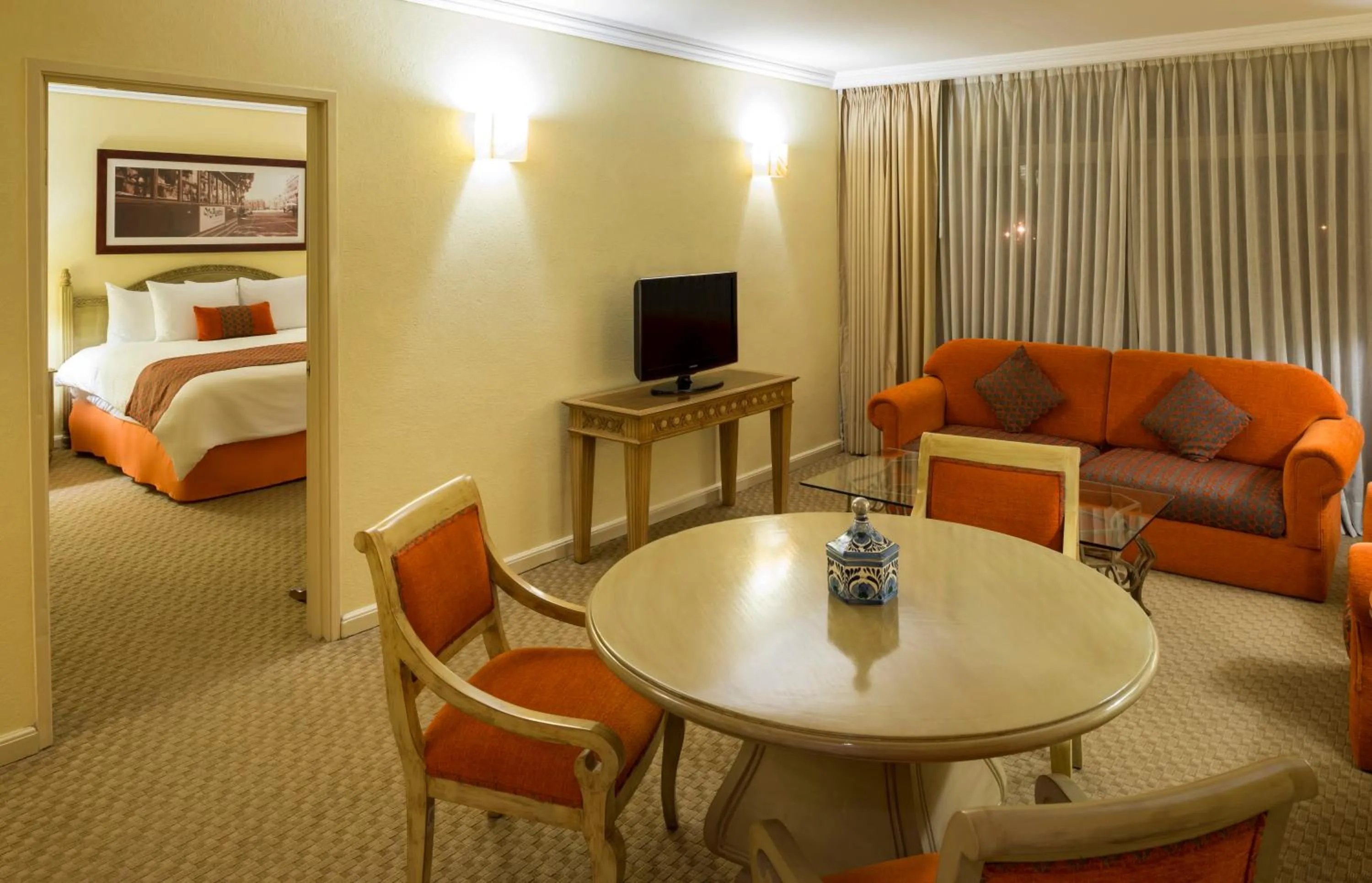 Photo of the whole room, Bed in Camino Real Puebla Angelopolis