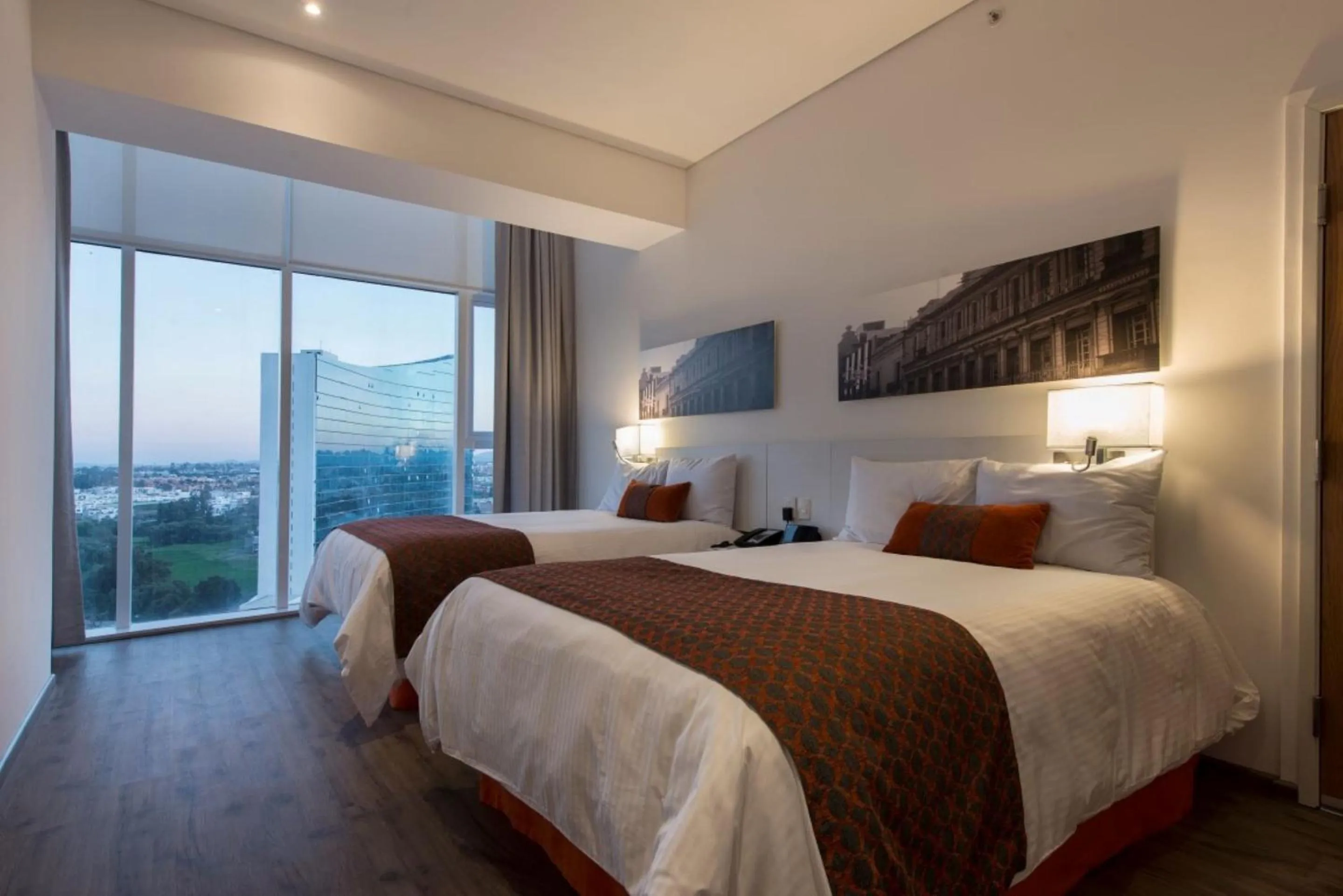 Photo of the whole room, Bed in Camino Real Puebla Angelopolis