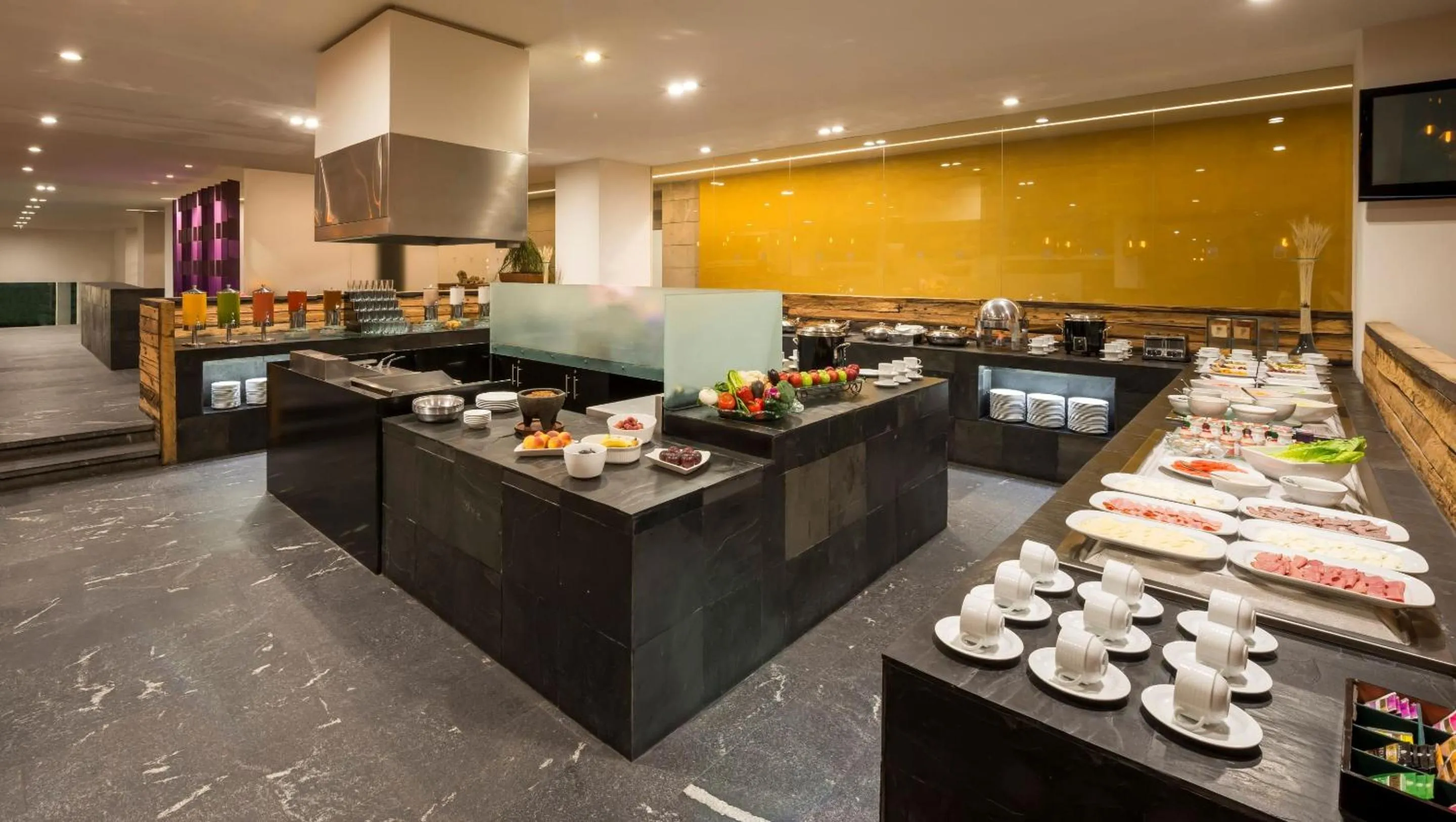 Restaurant/places to eat in Camino Real Puebla Angelopolis