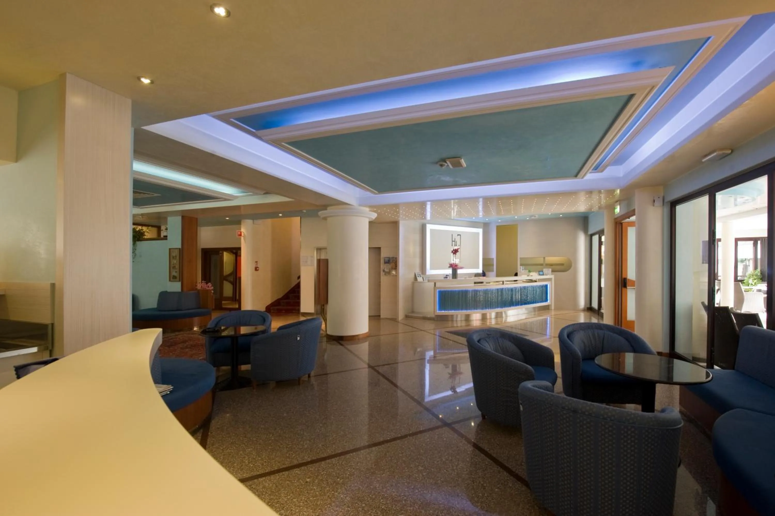 Lobby or reception in Hotel Hollywood***S