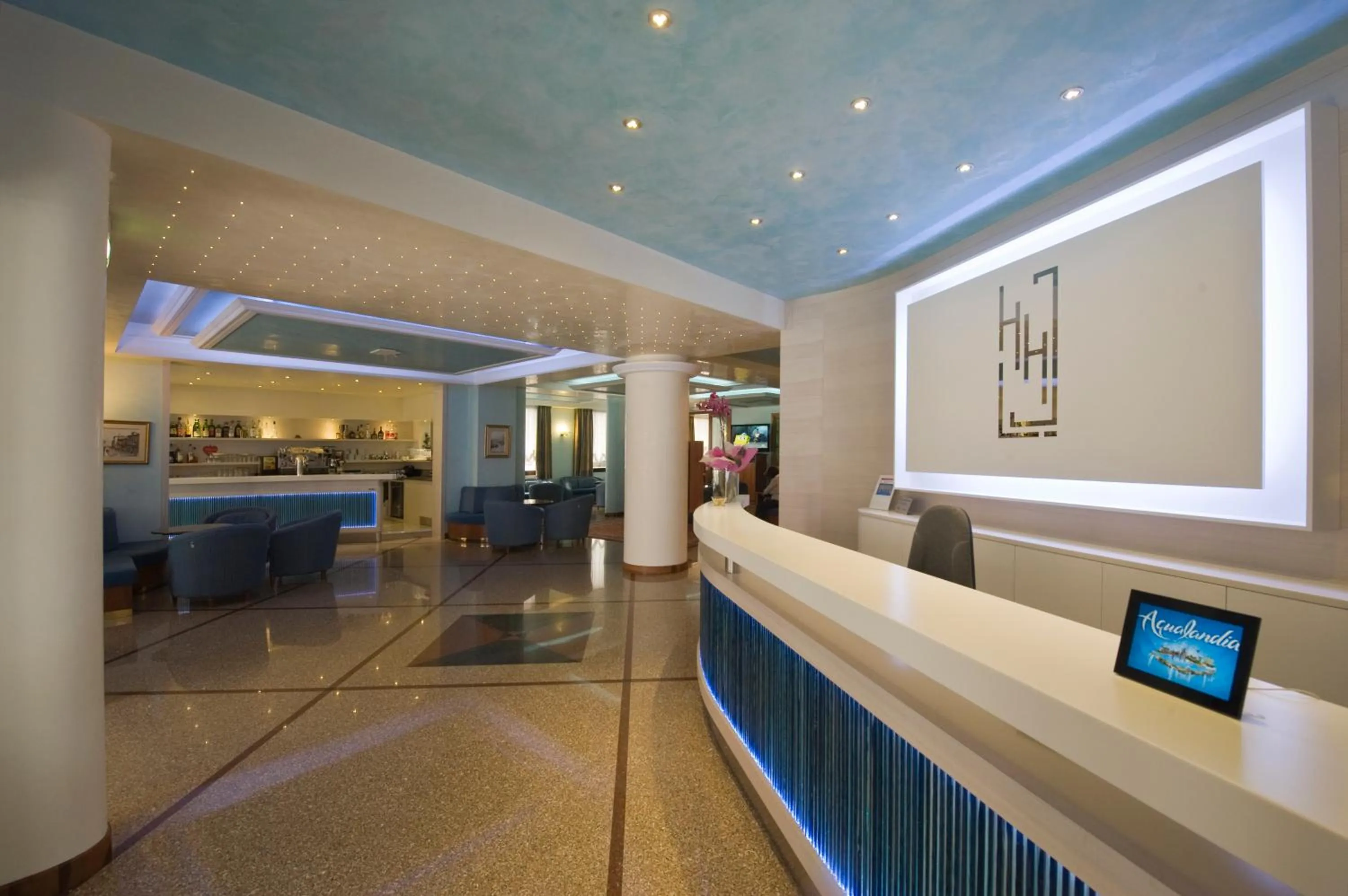 Lobby or reception in Hotel Hollywood***S