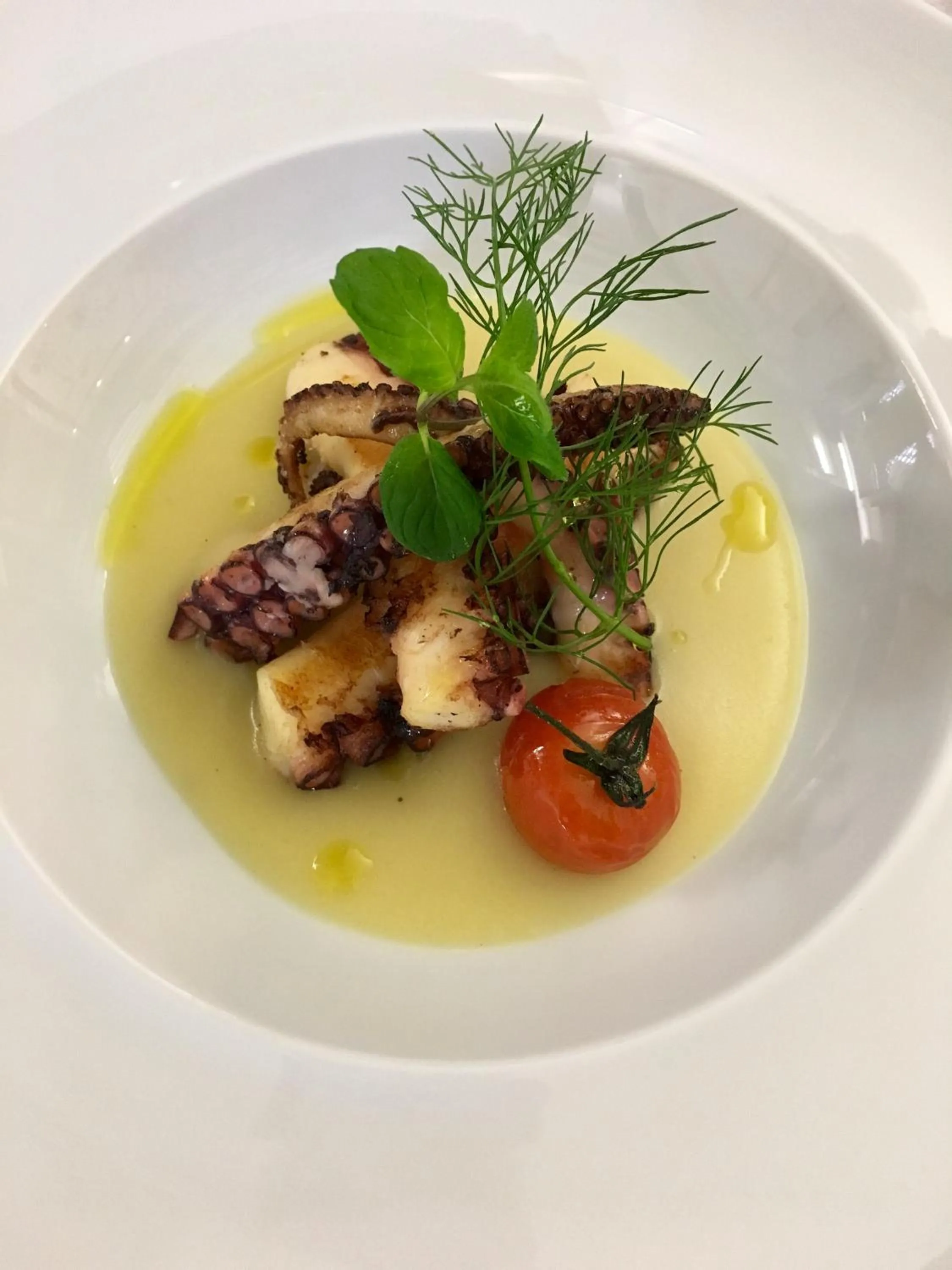 Restaurant/places to eat in Hotel Hollywood***S