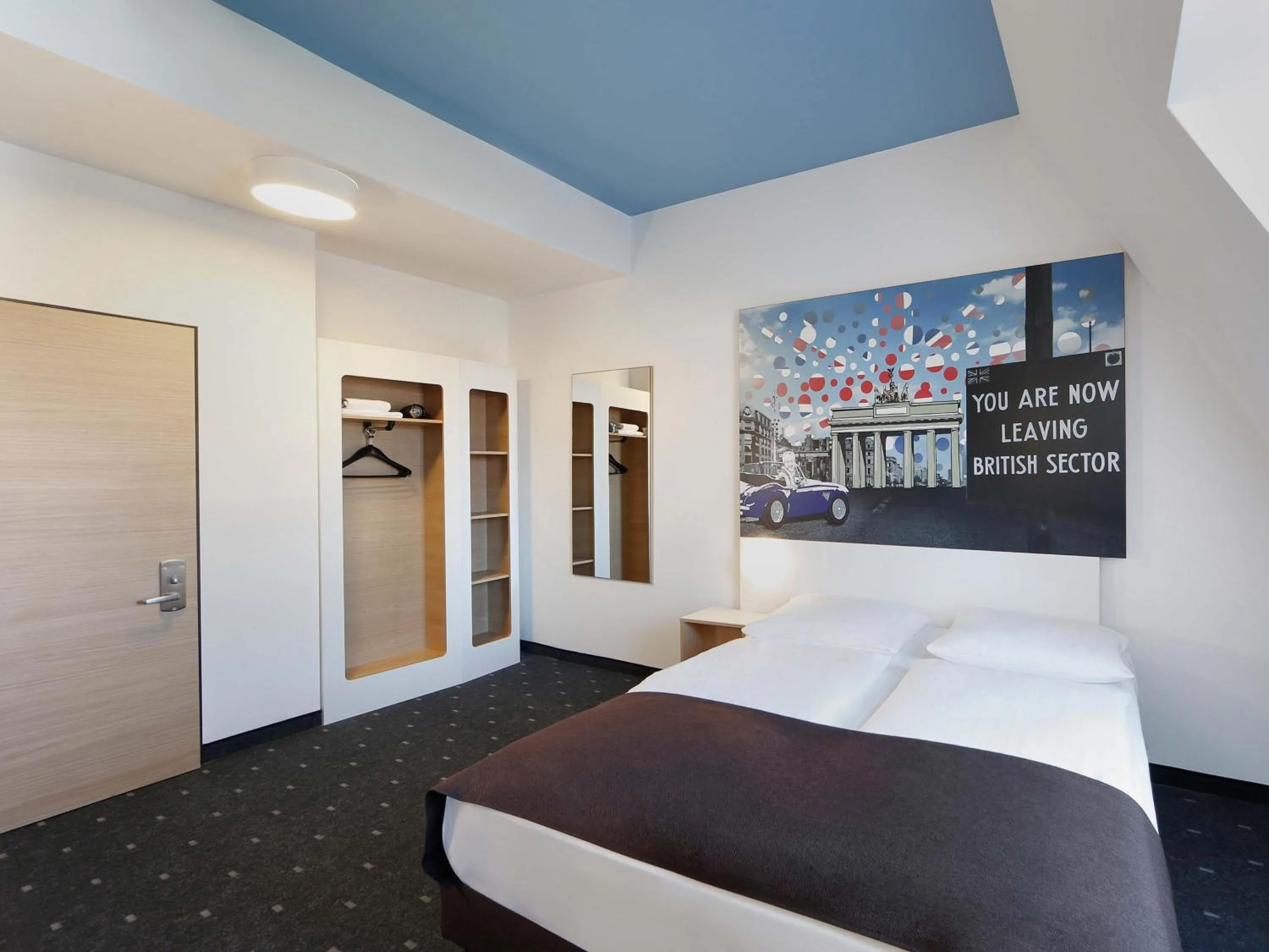 Photo of the whole room, Bed in B&B Hotel Berlin-Charlottenburg