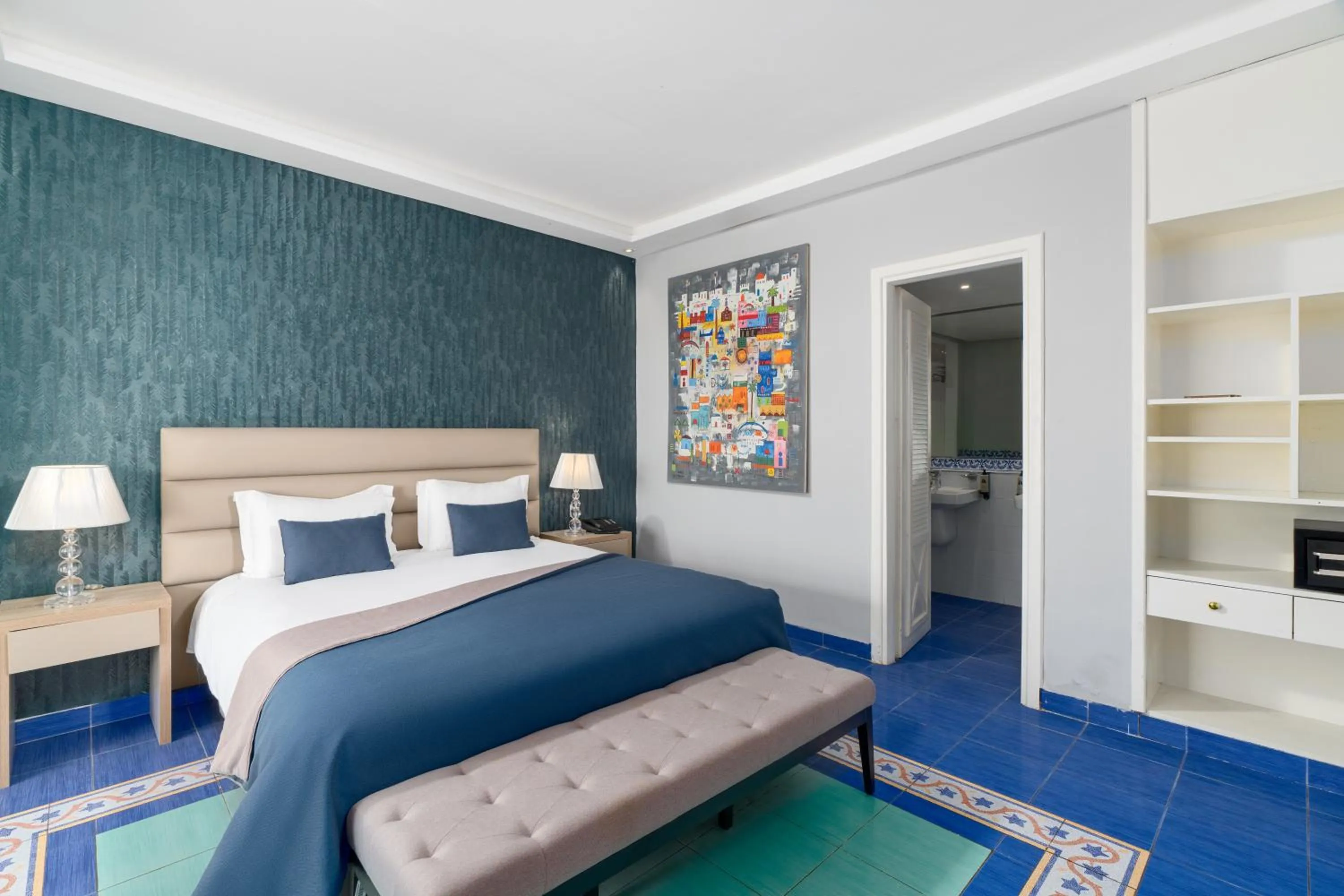 Photo of the whole room, Bed in Dunes d'Or Ocean Club