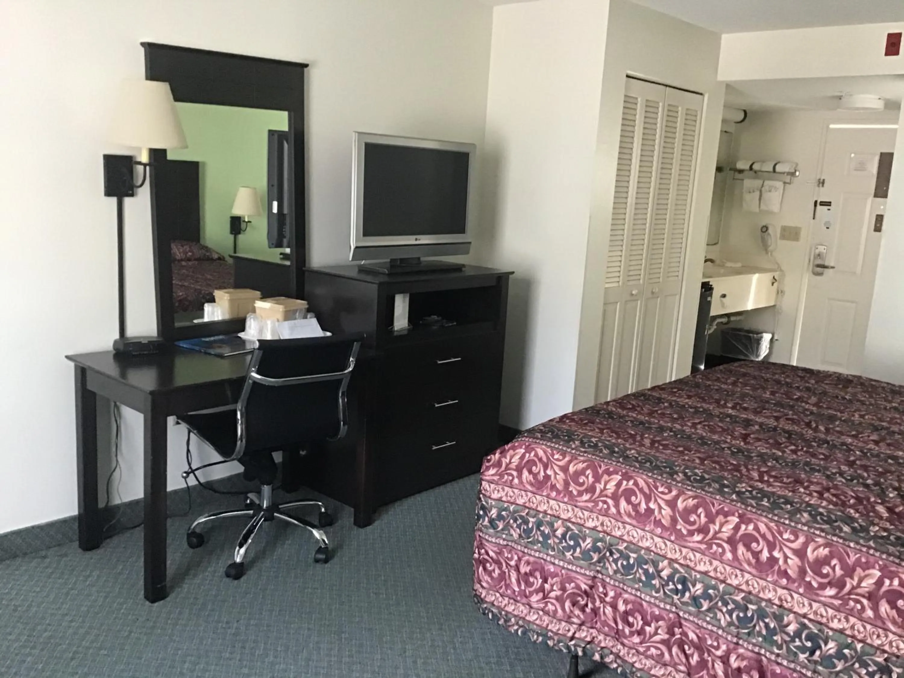 TV and multimedia, Bed in Anastasia Inn - Saint Augustine
