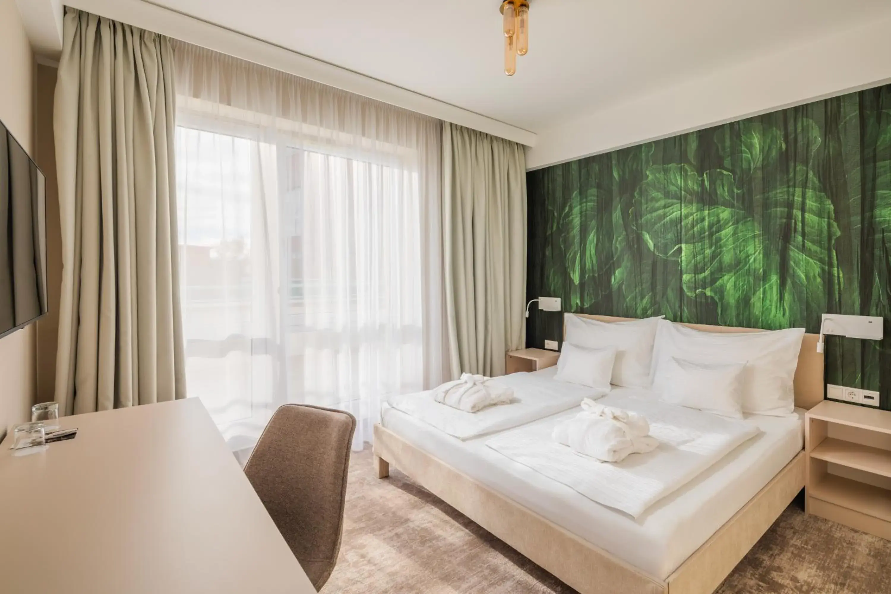 Standard Queen Room - single occupancy in Hotel Atlantis Wellness & Conference Standard Queen Room - single occupancy in Hotel Atlantis Wellness & Conference