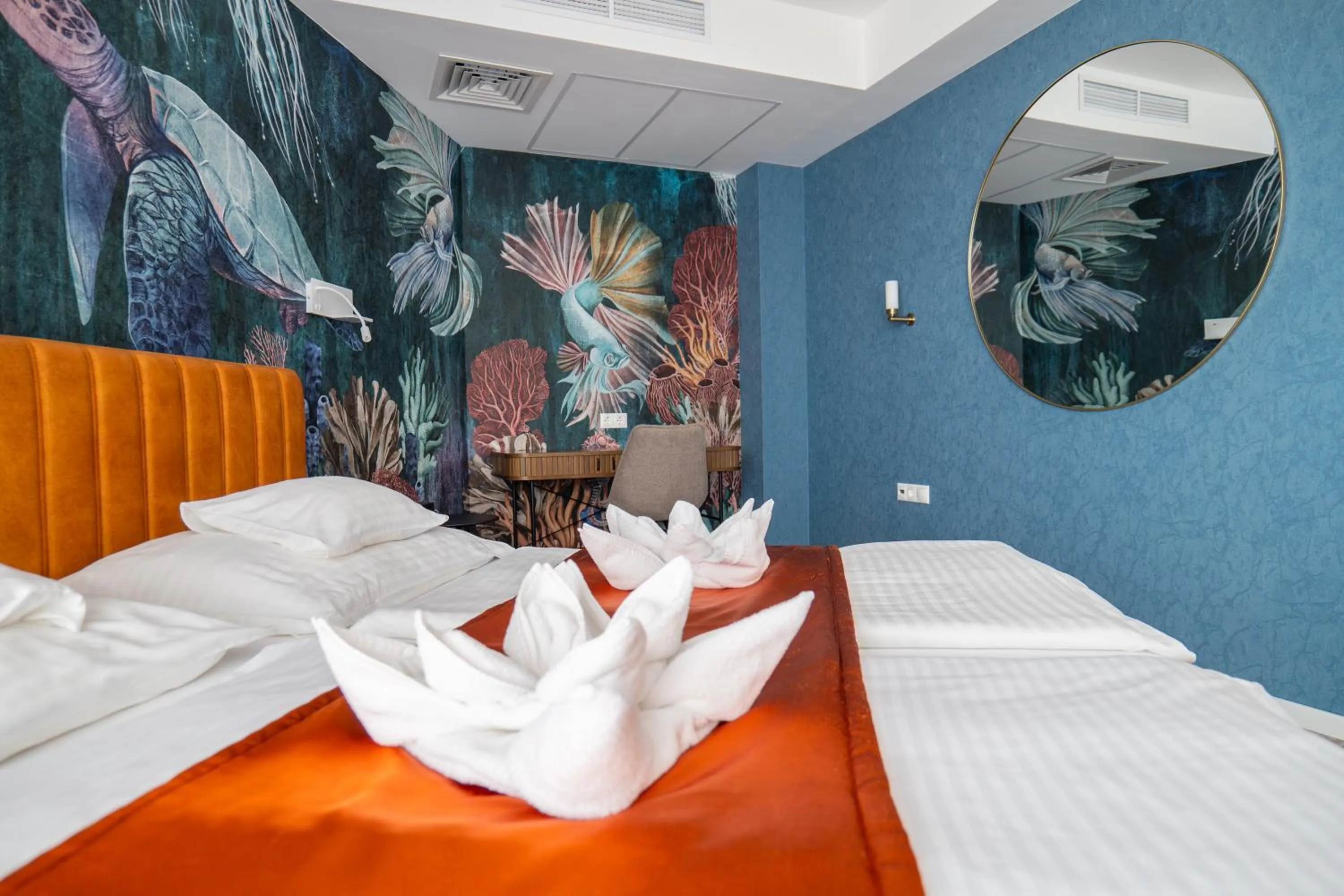 Bedroom, Bed in Hotel Atlantis Wellness & Conference