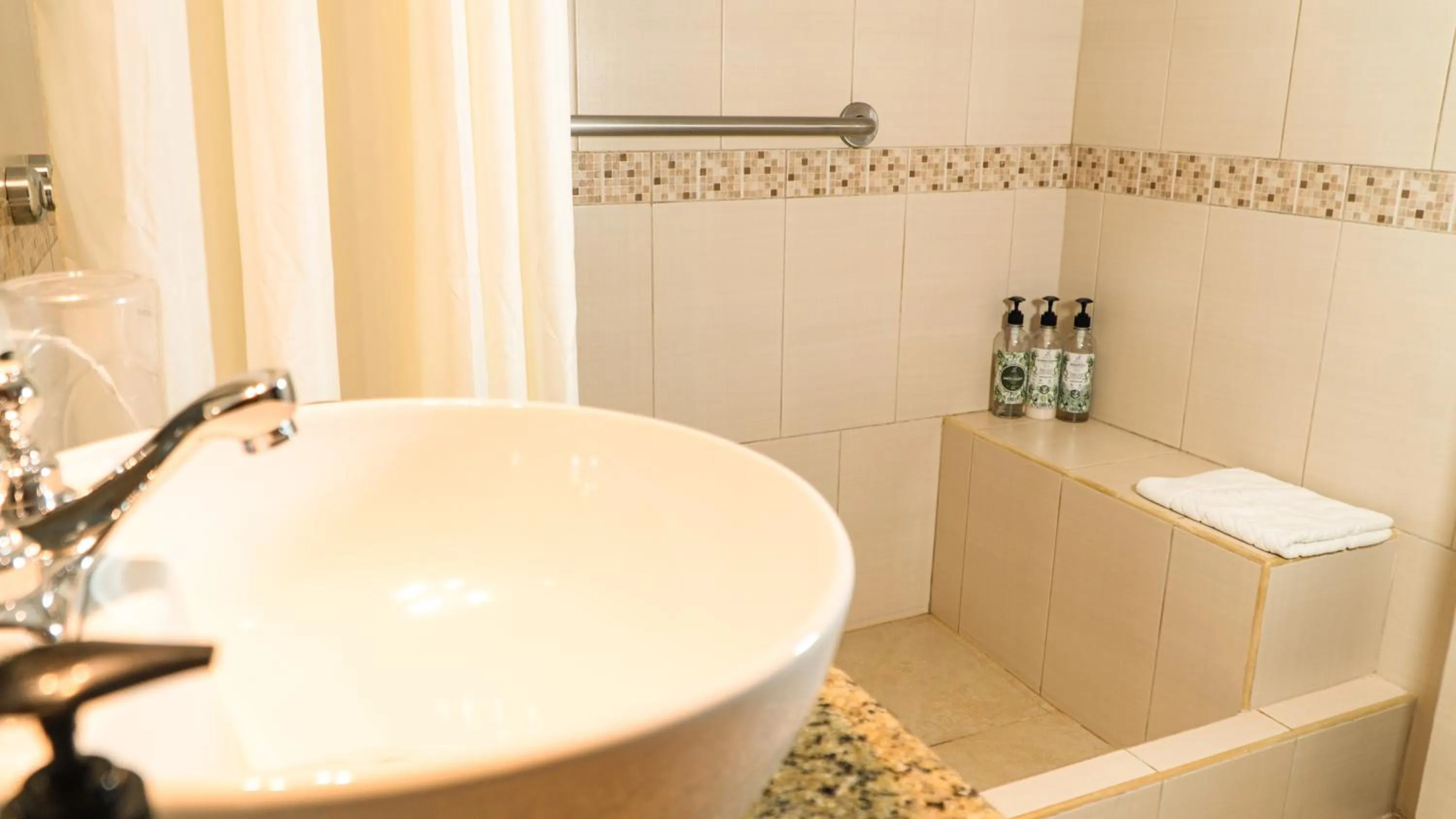 Bathroom in Hotel Galapagos Suites B&B