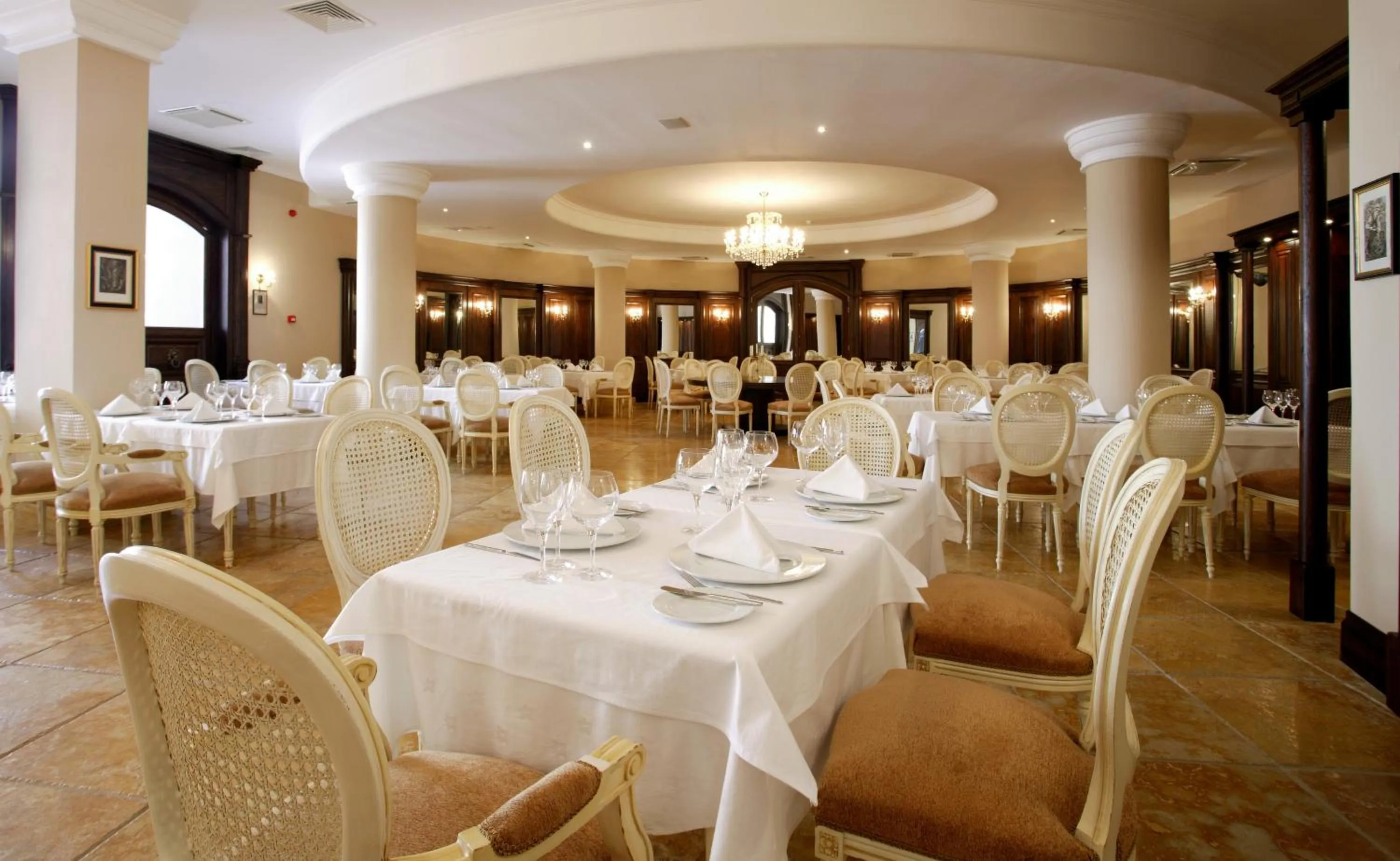 Restaurant/places to eat in Arena Regia Hotel & Spa - Marina Regia Residence