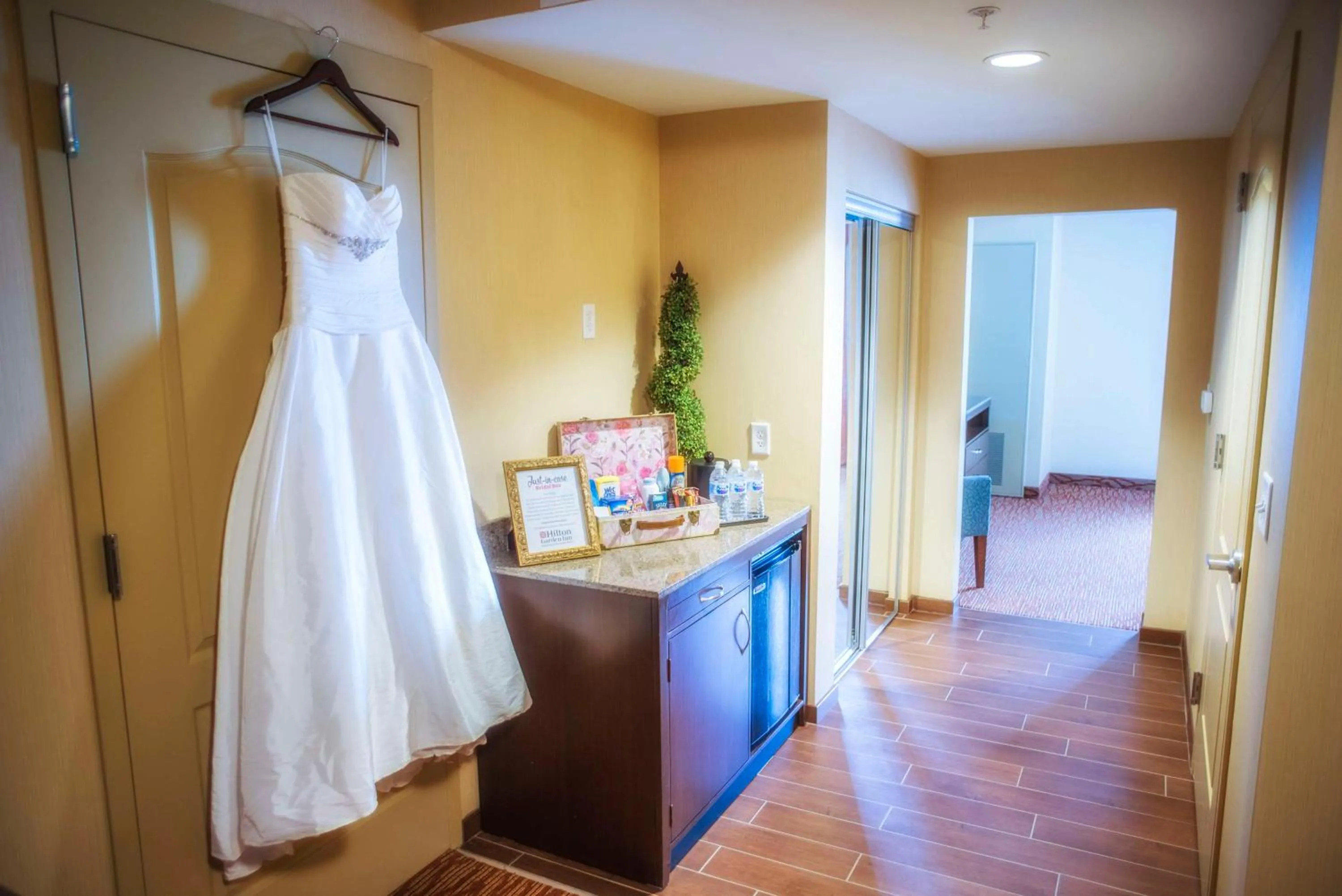 Photo of the whole room in Hilton Garden Inn Watertown