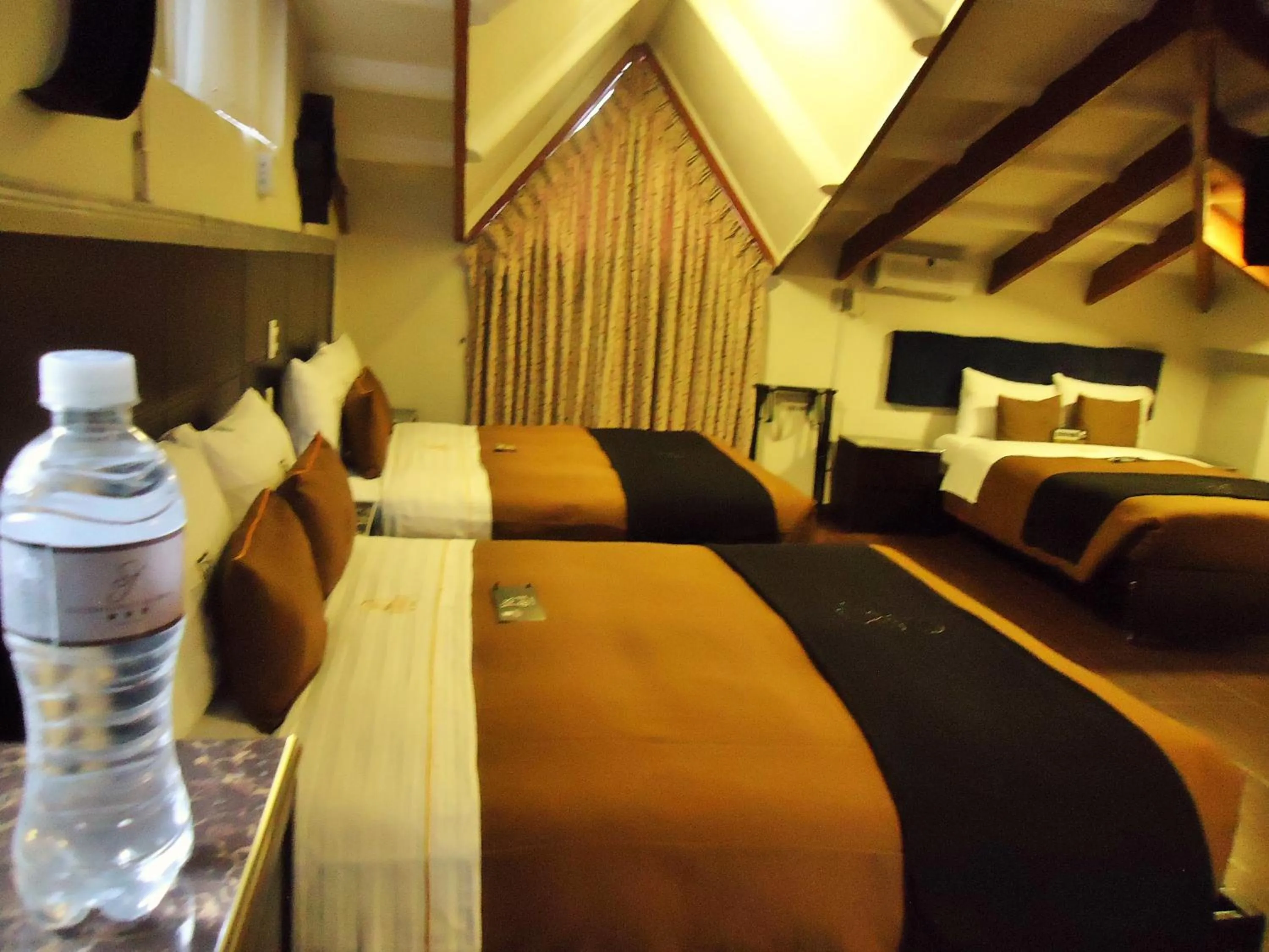 Bed in Hotel San Francisco Plaza