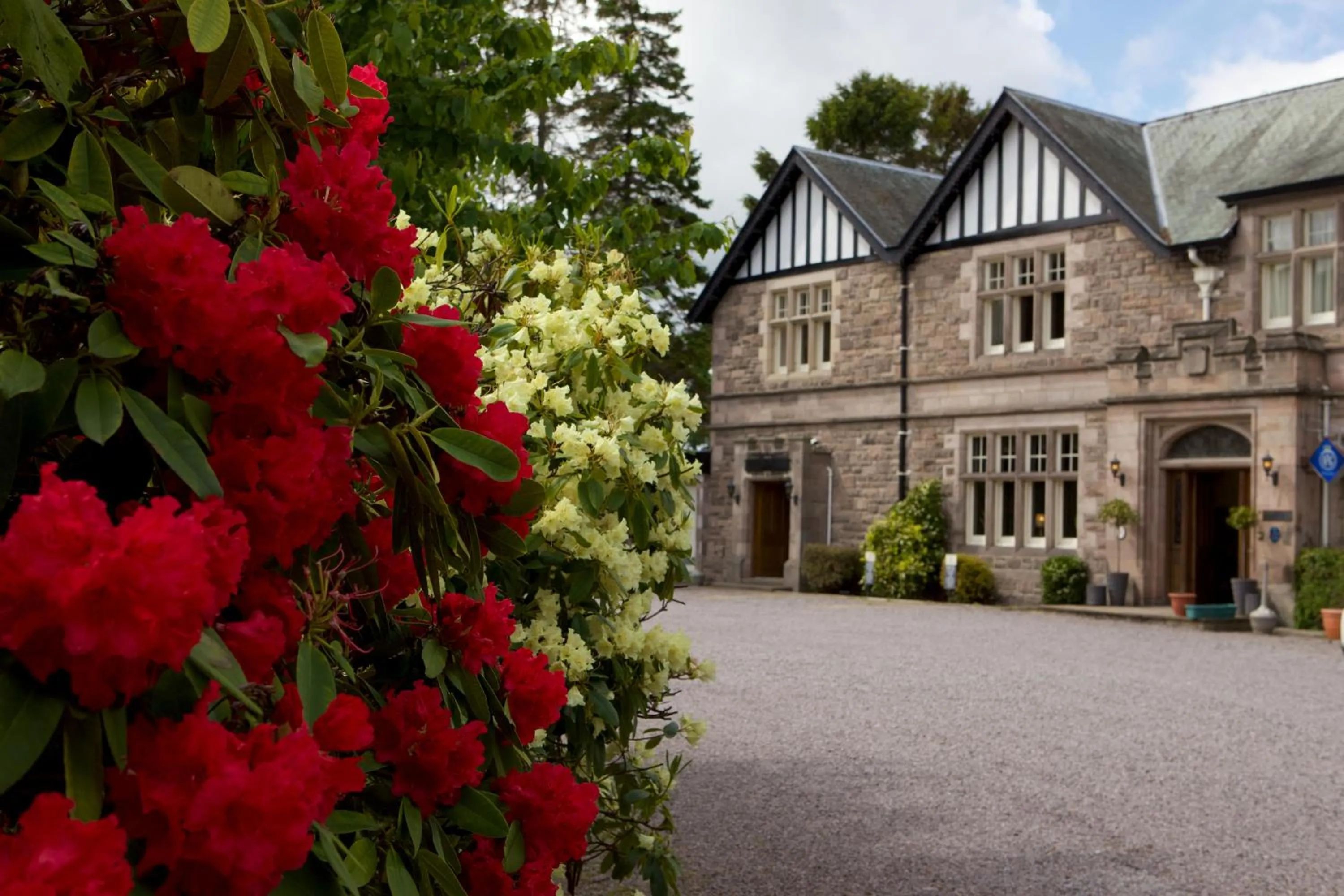 Property building in Ramnee Hotel