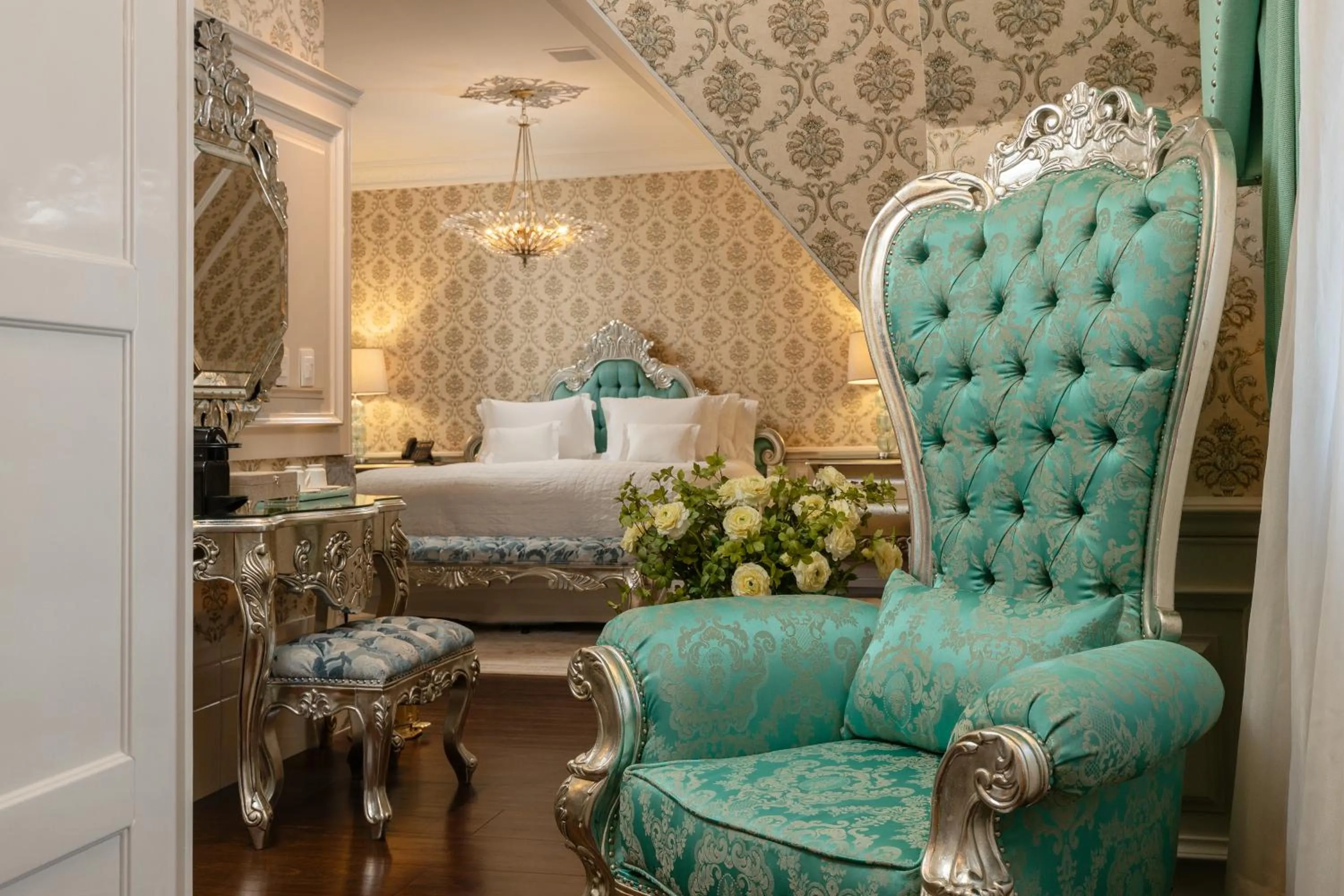 Photo of the whole room, Bed in Hotel Colline de France