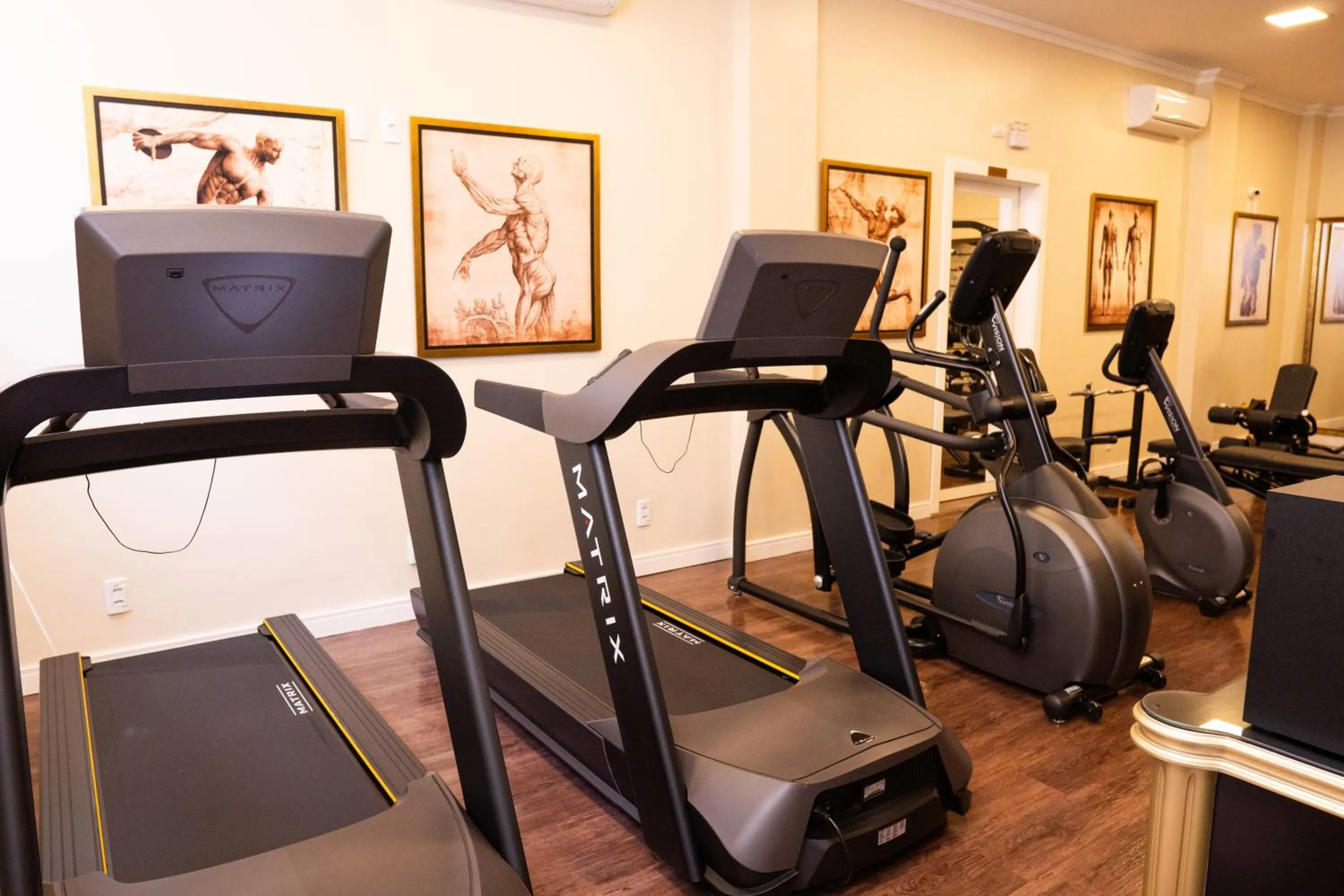 Fitness centre/facilities in Hotel Colline de France