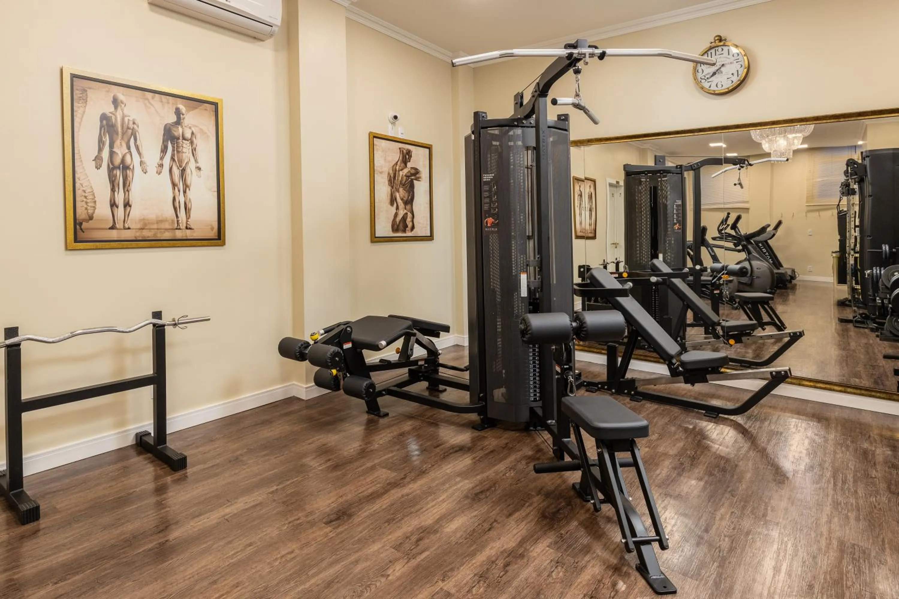 Fitness centre/facilities in Hotel Colline de France