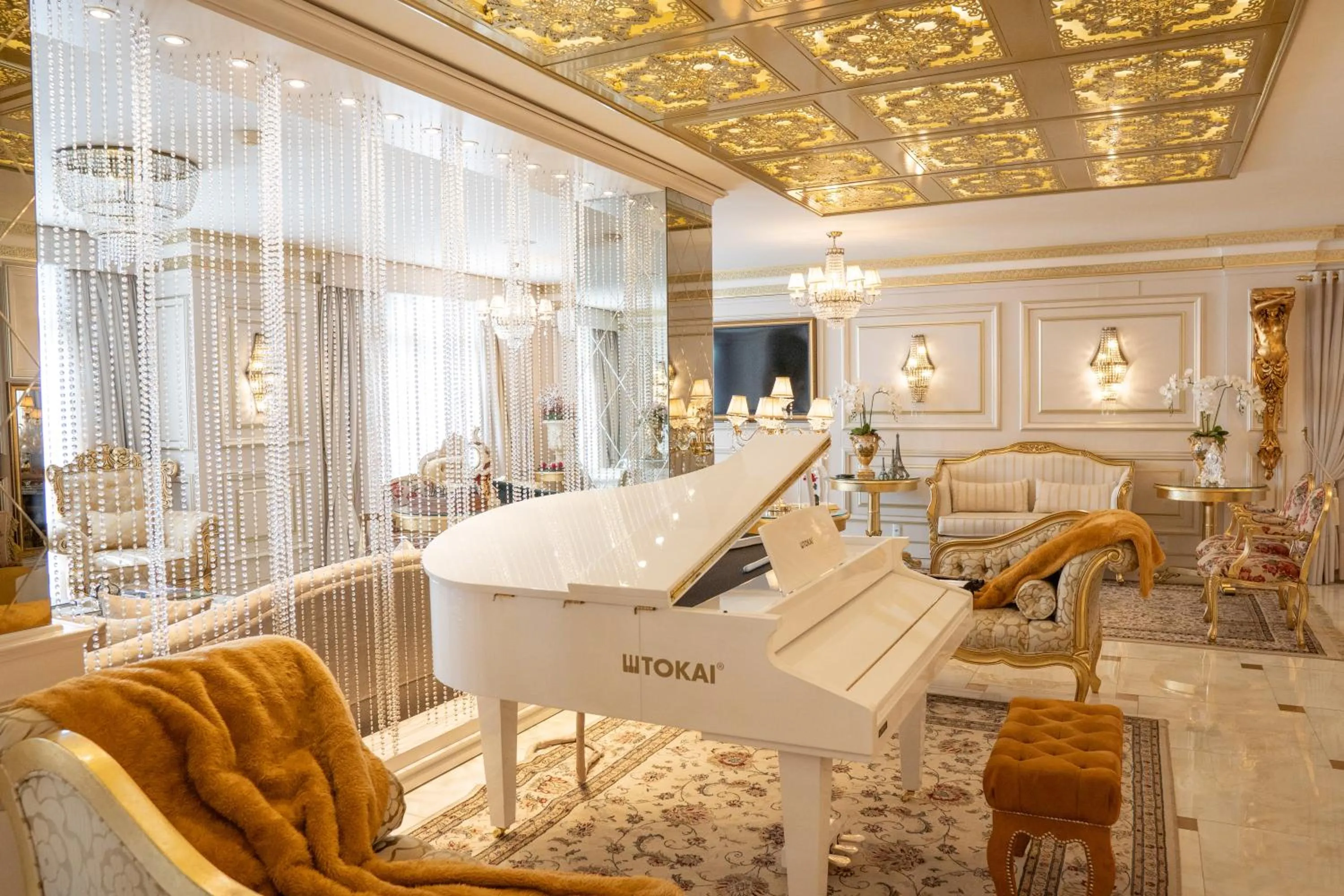 Living room in Hotel Colline de France