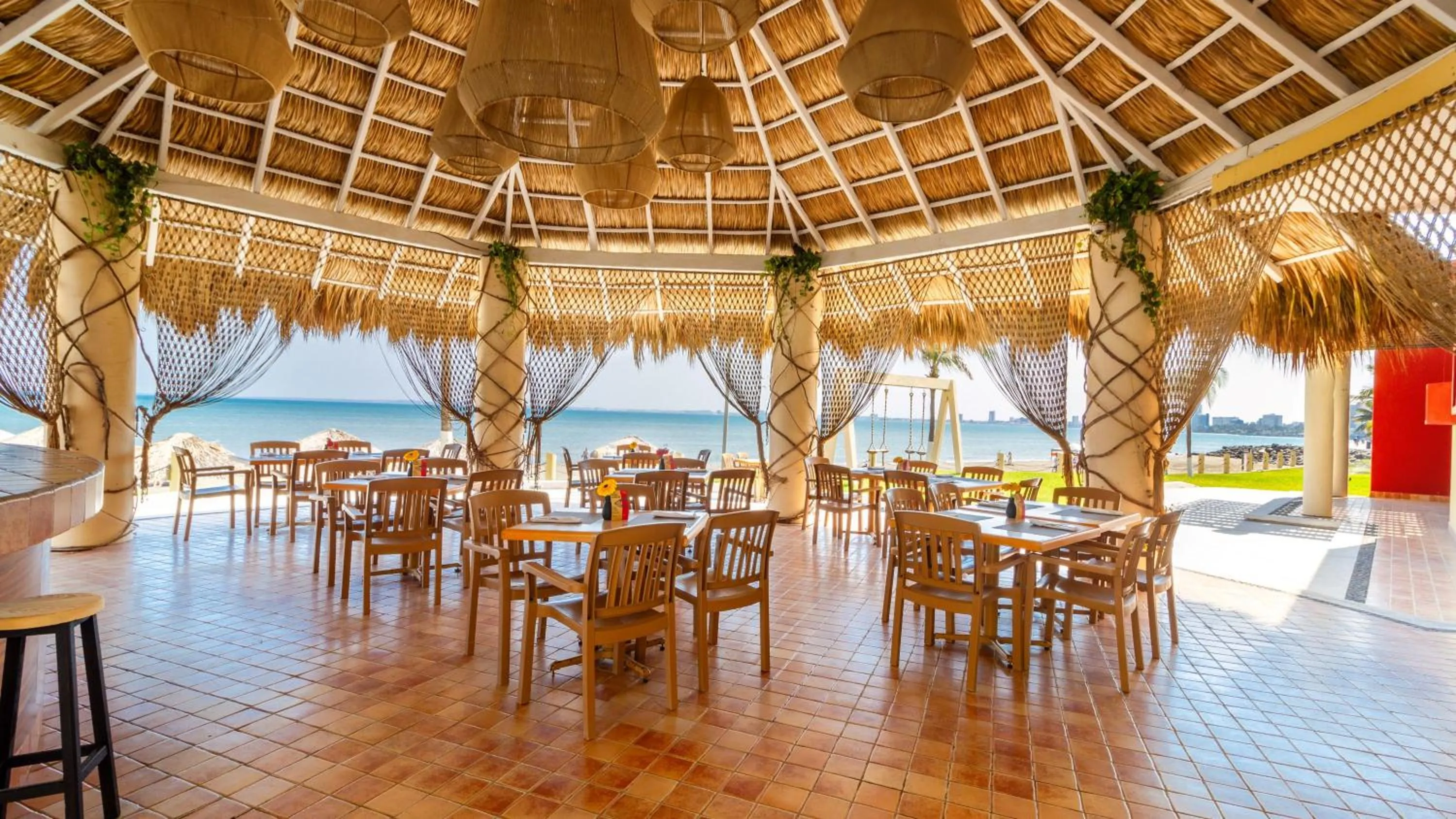 Restaurant/places to eat in Camino Real Veracruz