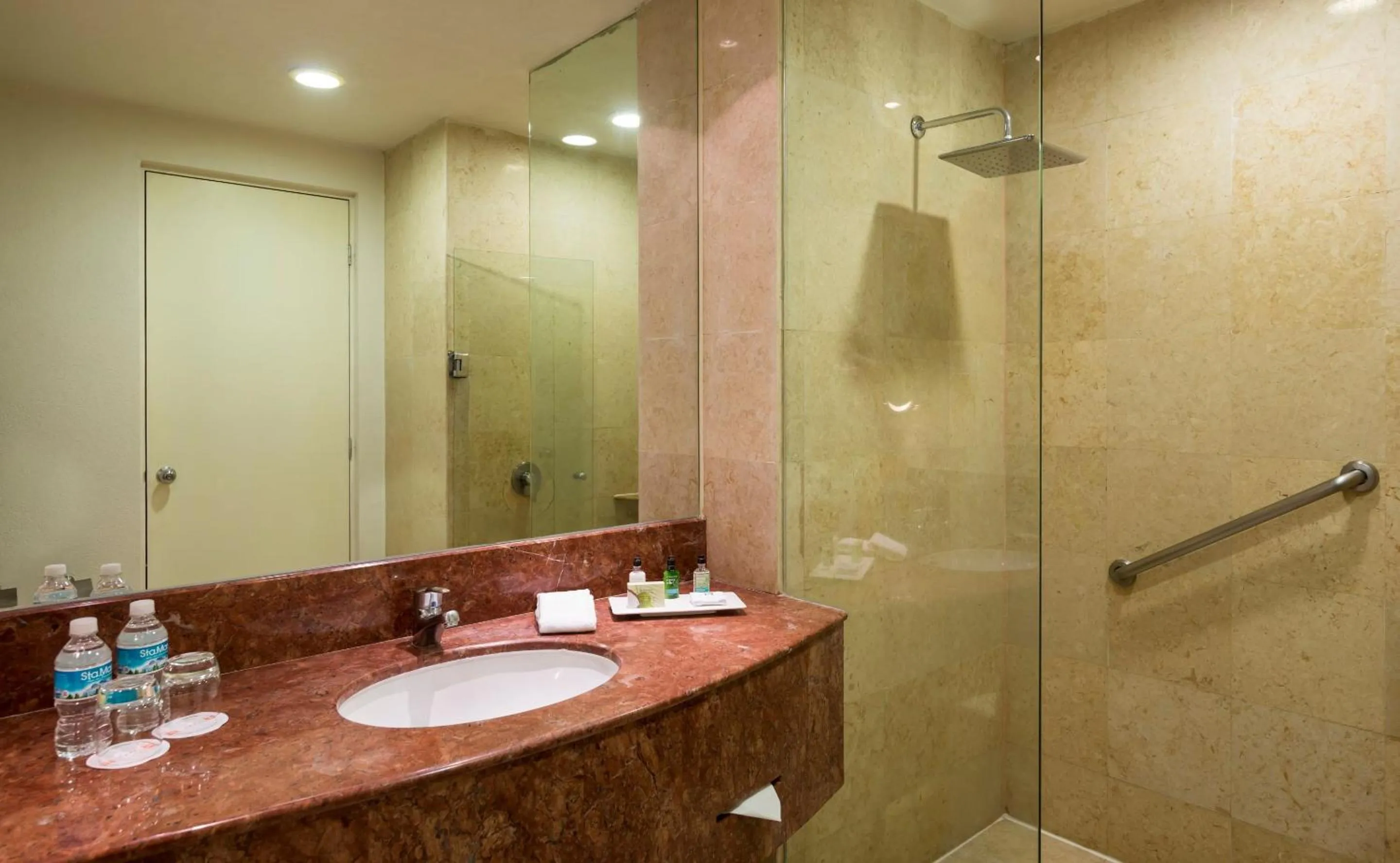 Bedroom in Real Inn San Luis Potosi