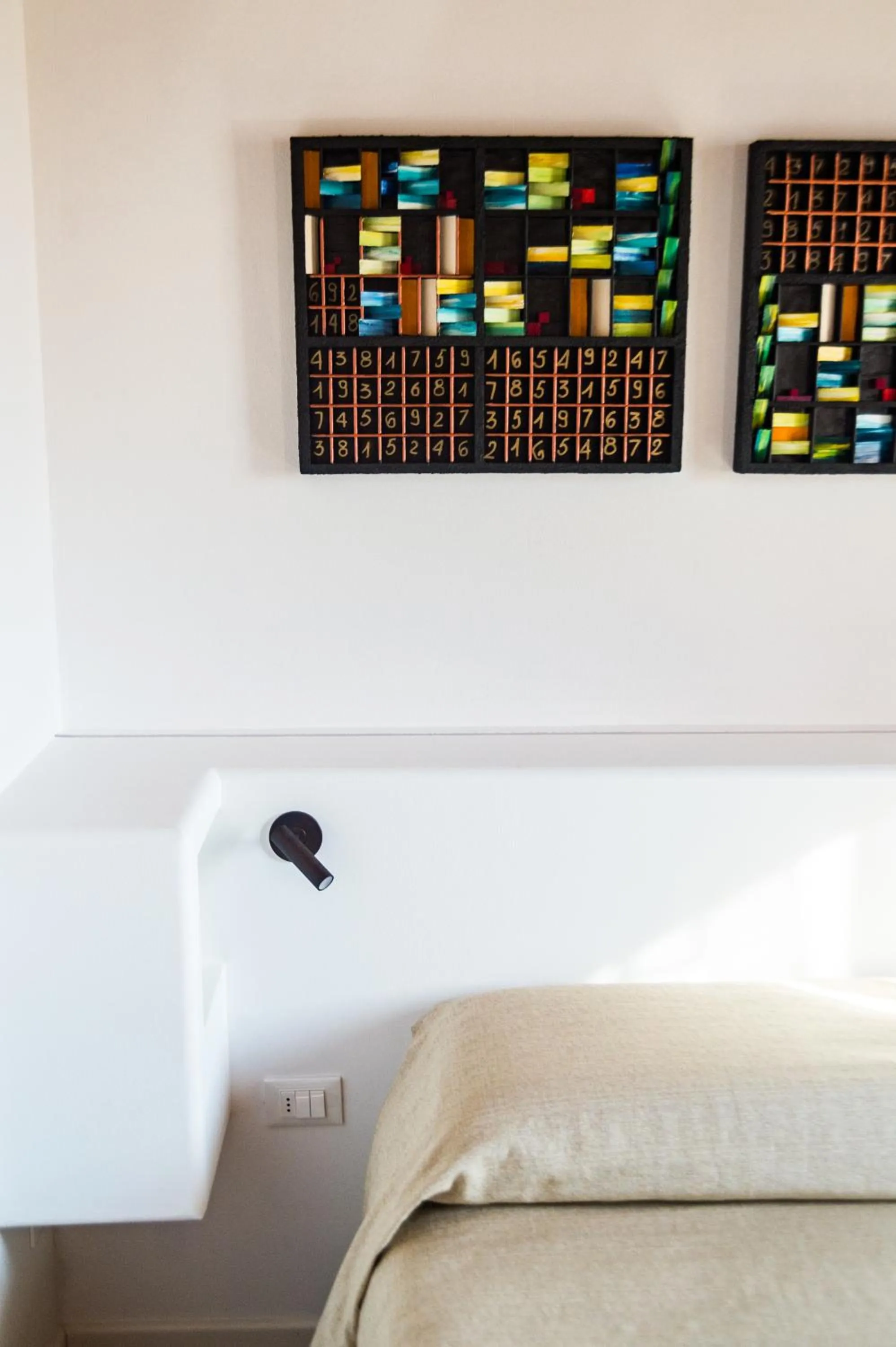 Decorative detail in Terre Boscaratto