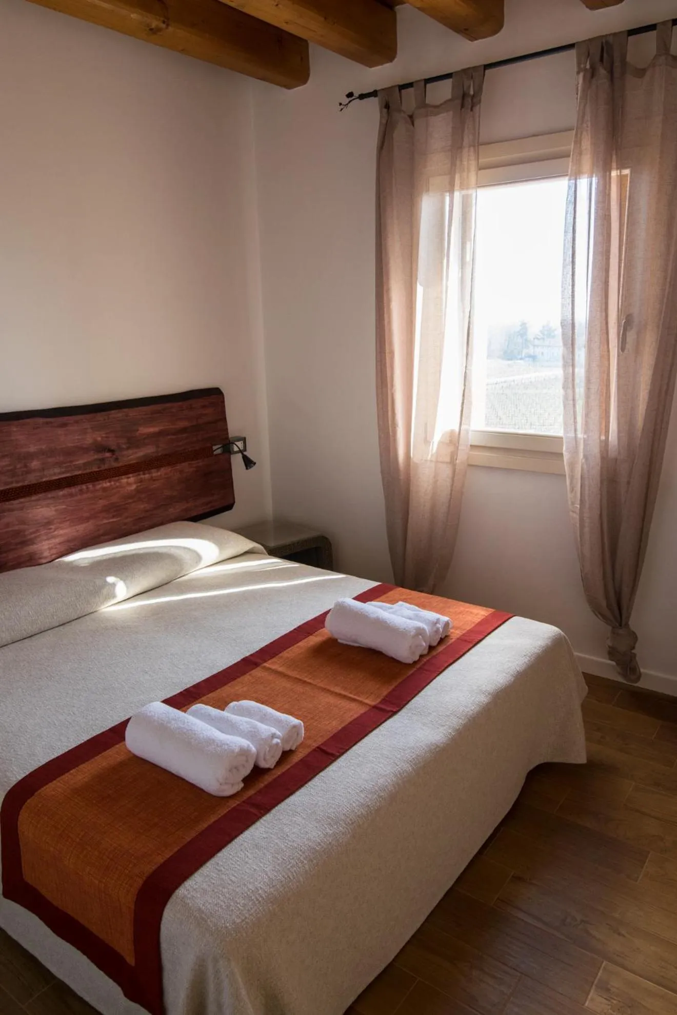 Photo of the whole room, Bed in Terre Boscaratto