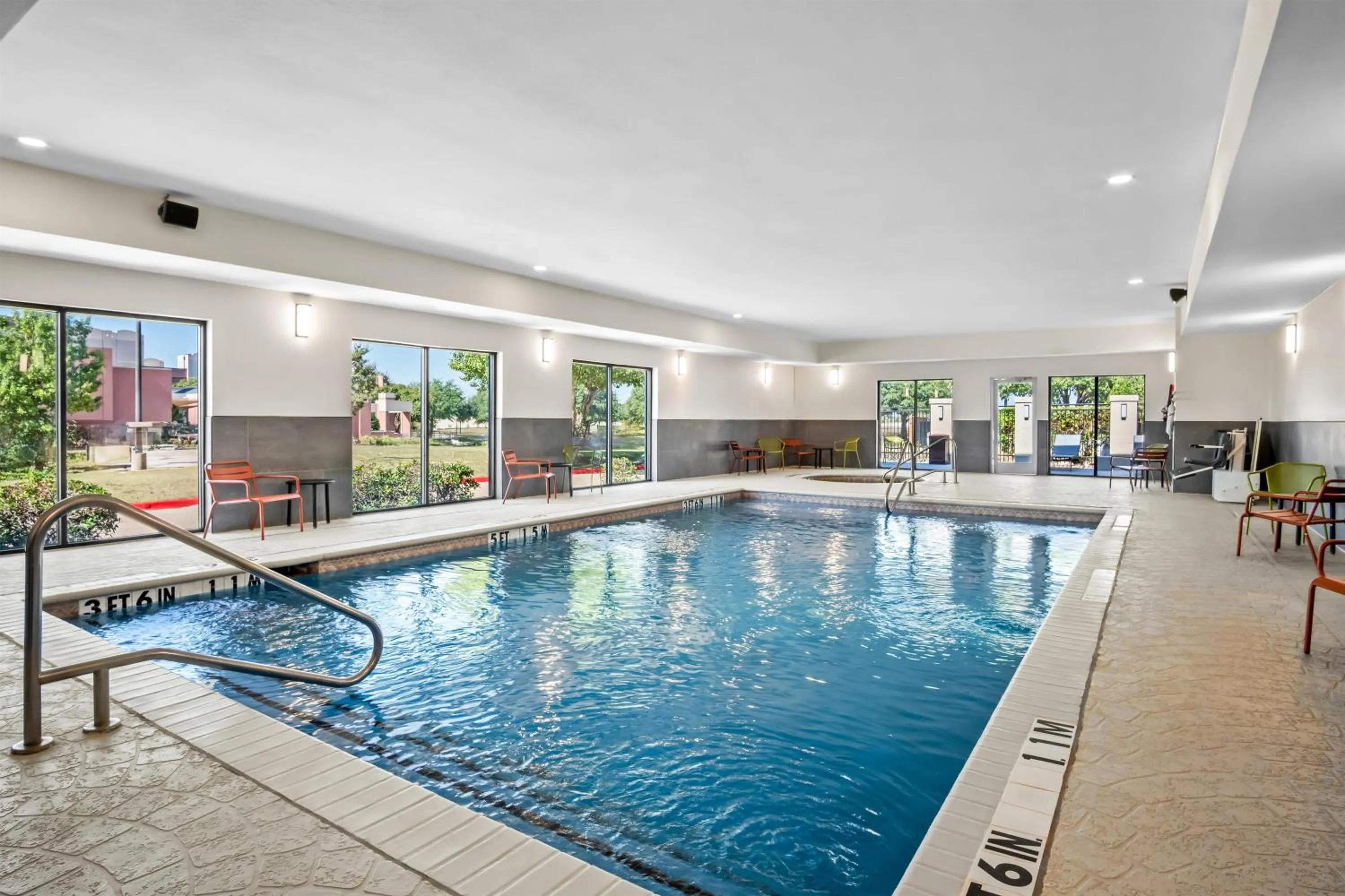 Pool view in Hampton Inn and Suites Waxahachie