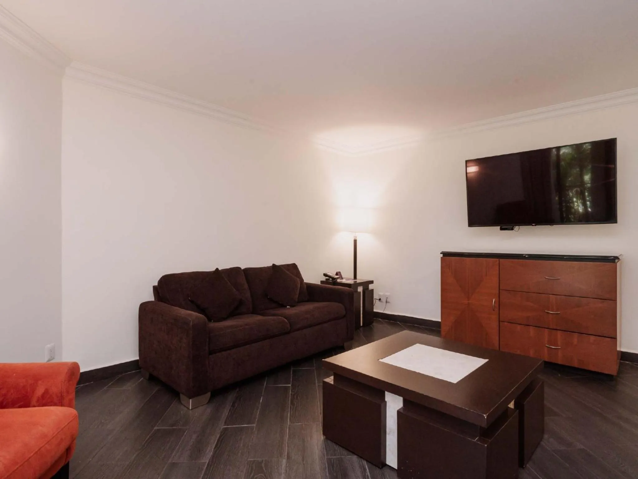 Communal lounge/ TV room in HS HOTSSON Hotel Tampico