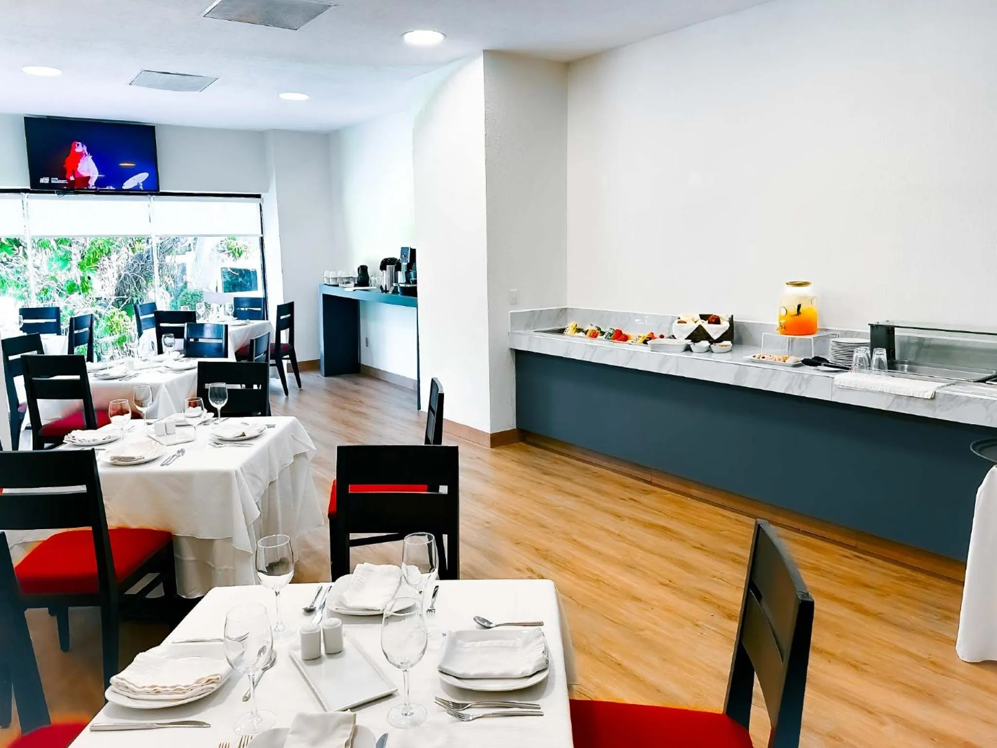 Restaurant/places to eat in HS HOTSSON Hotel Tampico