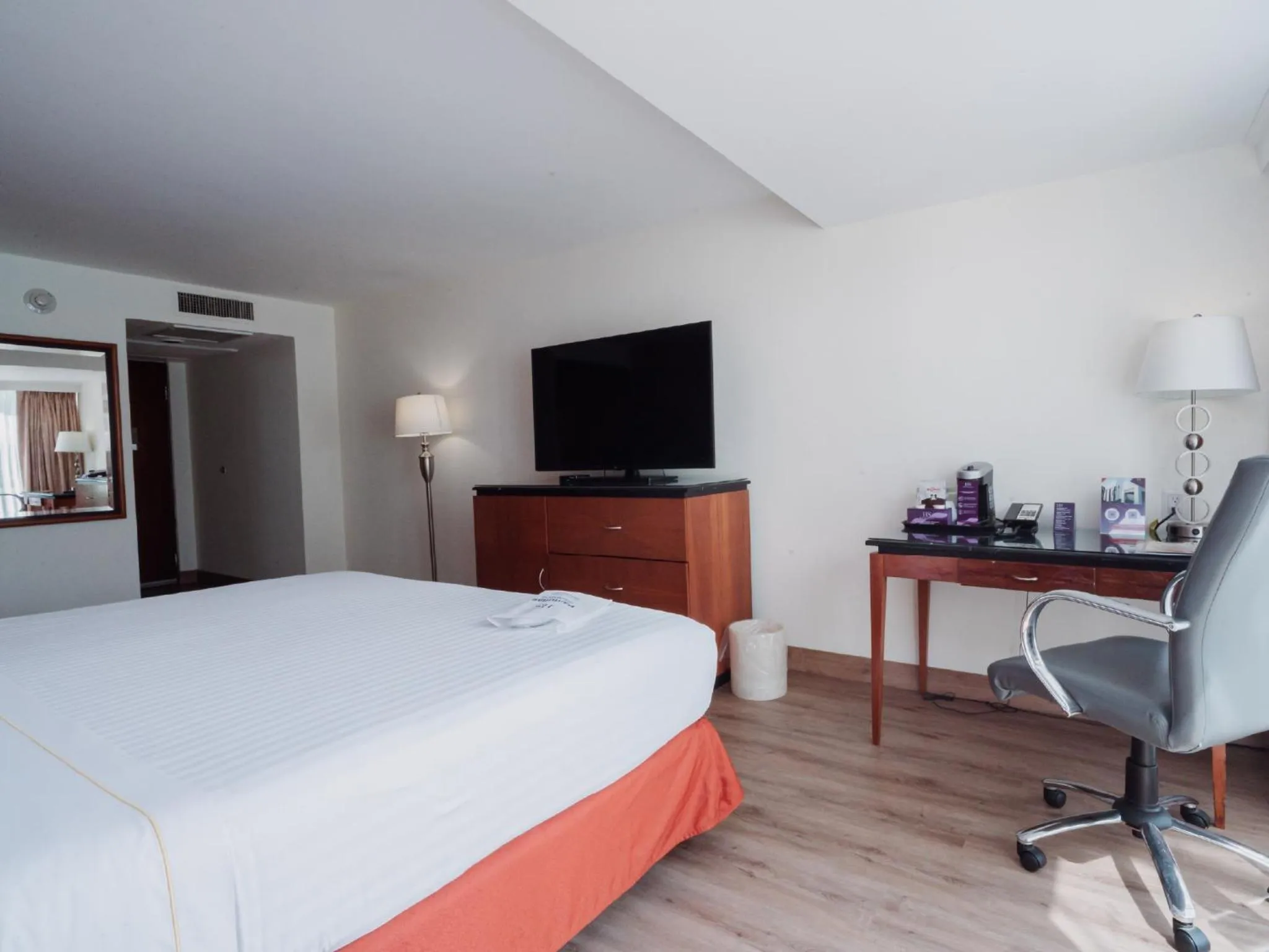 Bed in HS HOTSSON Hotel Tampico