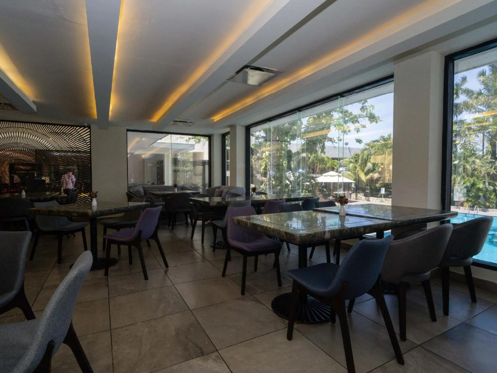 Restaurant/places to eat in HS HOTSSON Hotel Tampico