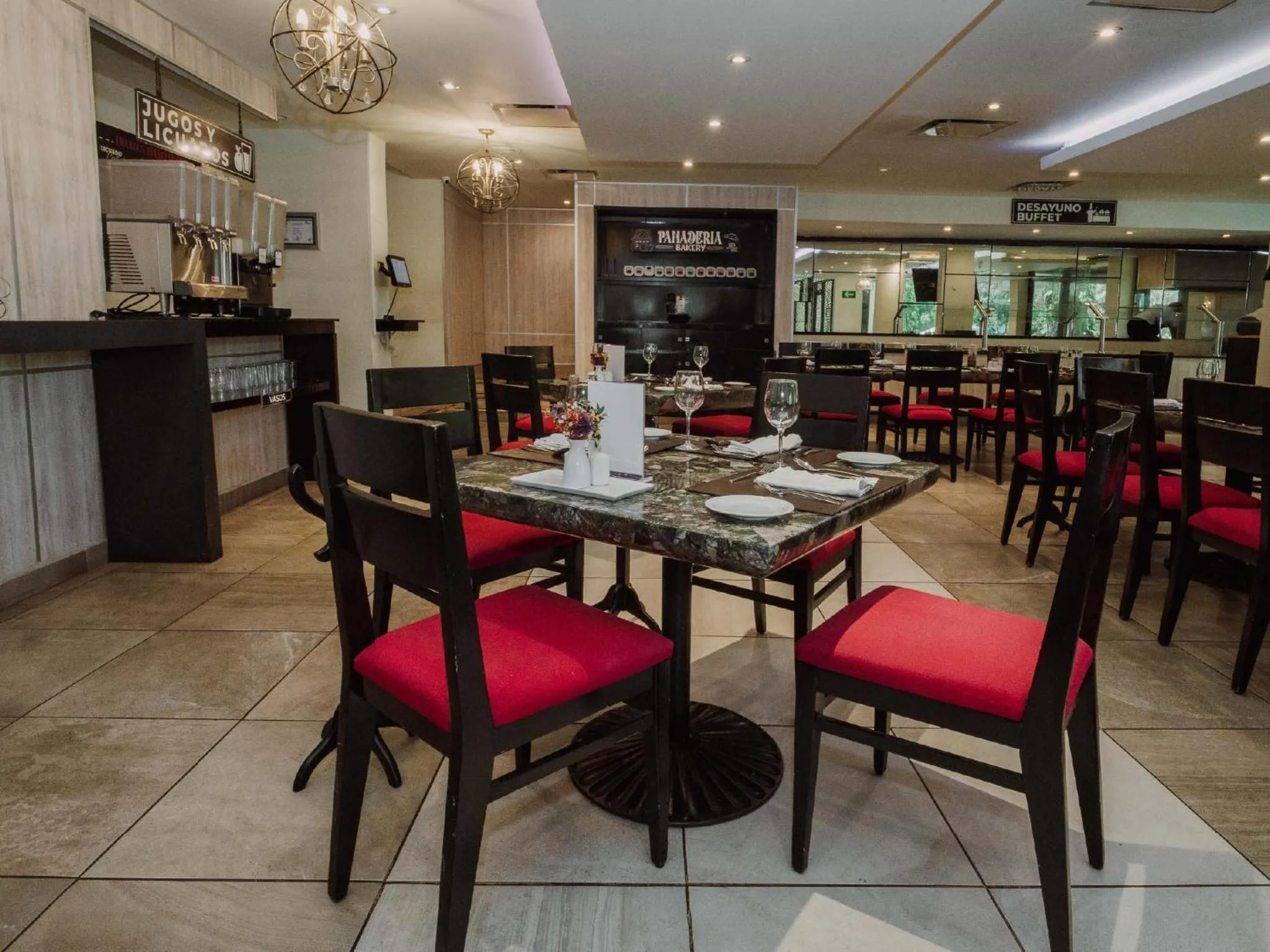 Restaurant/places to eat in HS HOTSSON Hotel Tampico